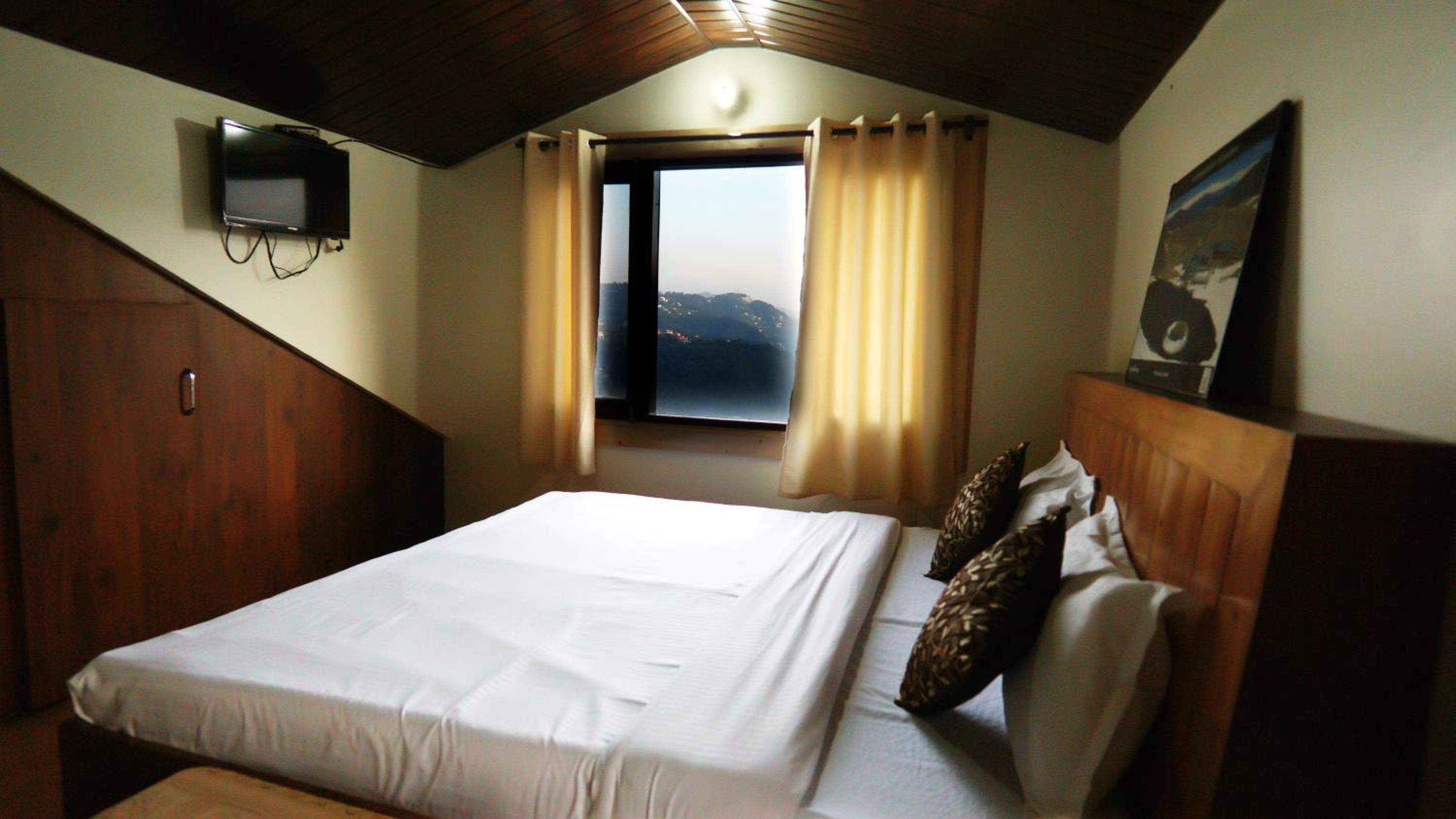 Thakur homes- couple and family friendly homestay view 5