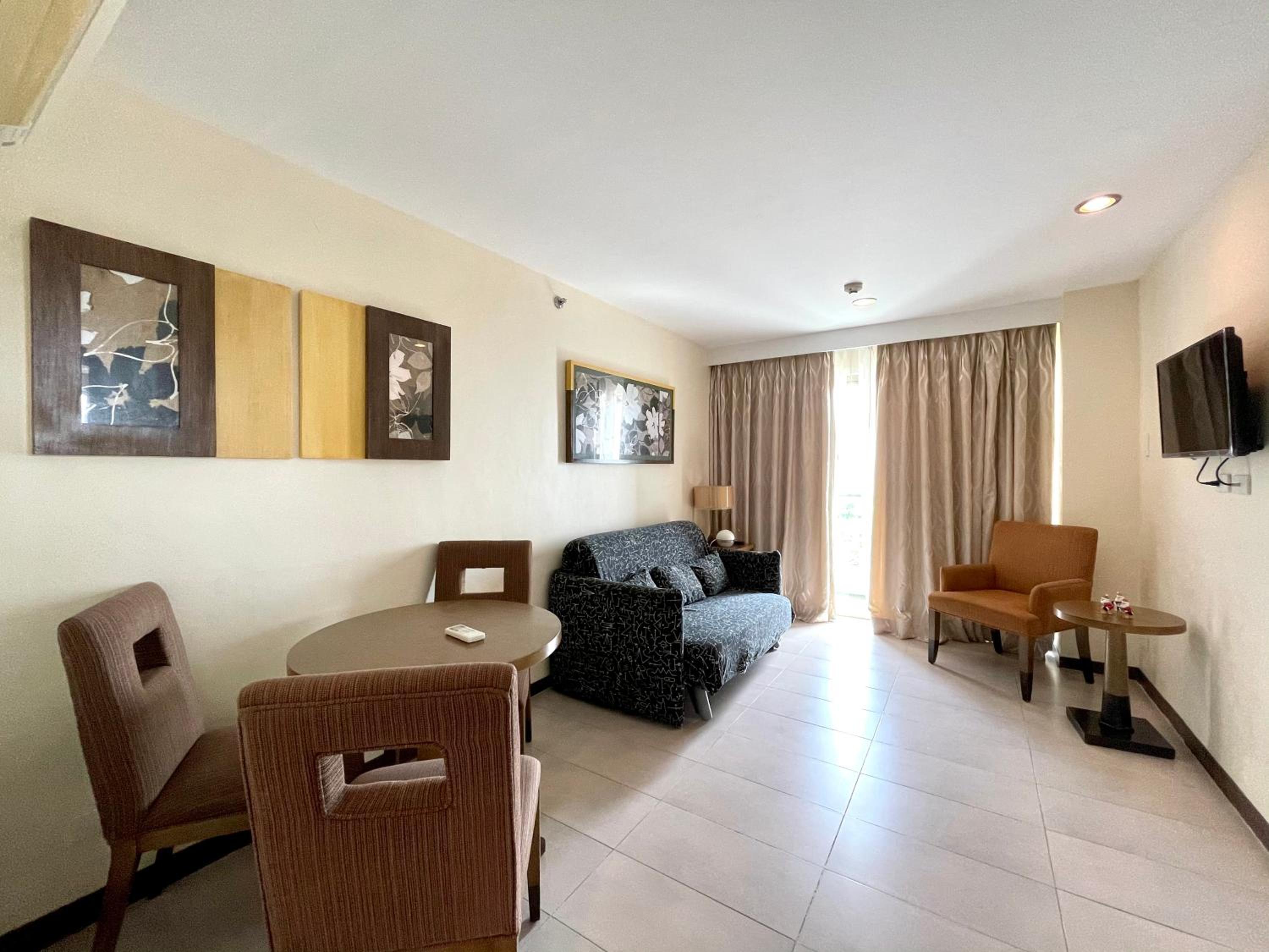 One Tagaytay Place Private Residences