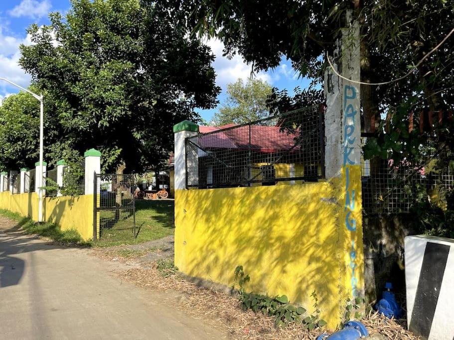 Charming 3-Bedroom Country Farm Home Pool ParkSprings Lipa