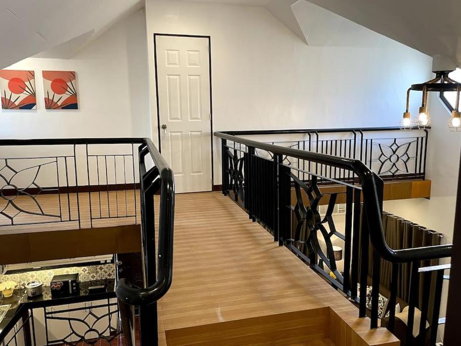 Charming 3-Bedroom Country Farm Home Pool ParkSprings Lipa