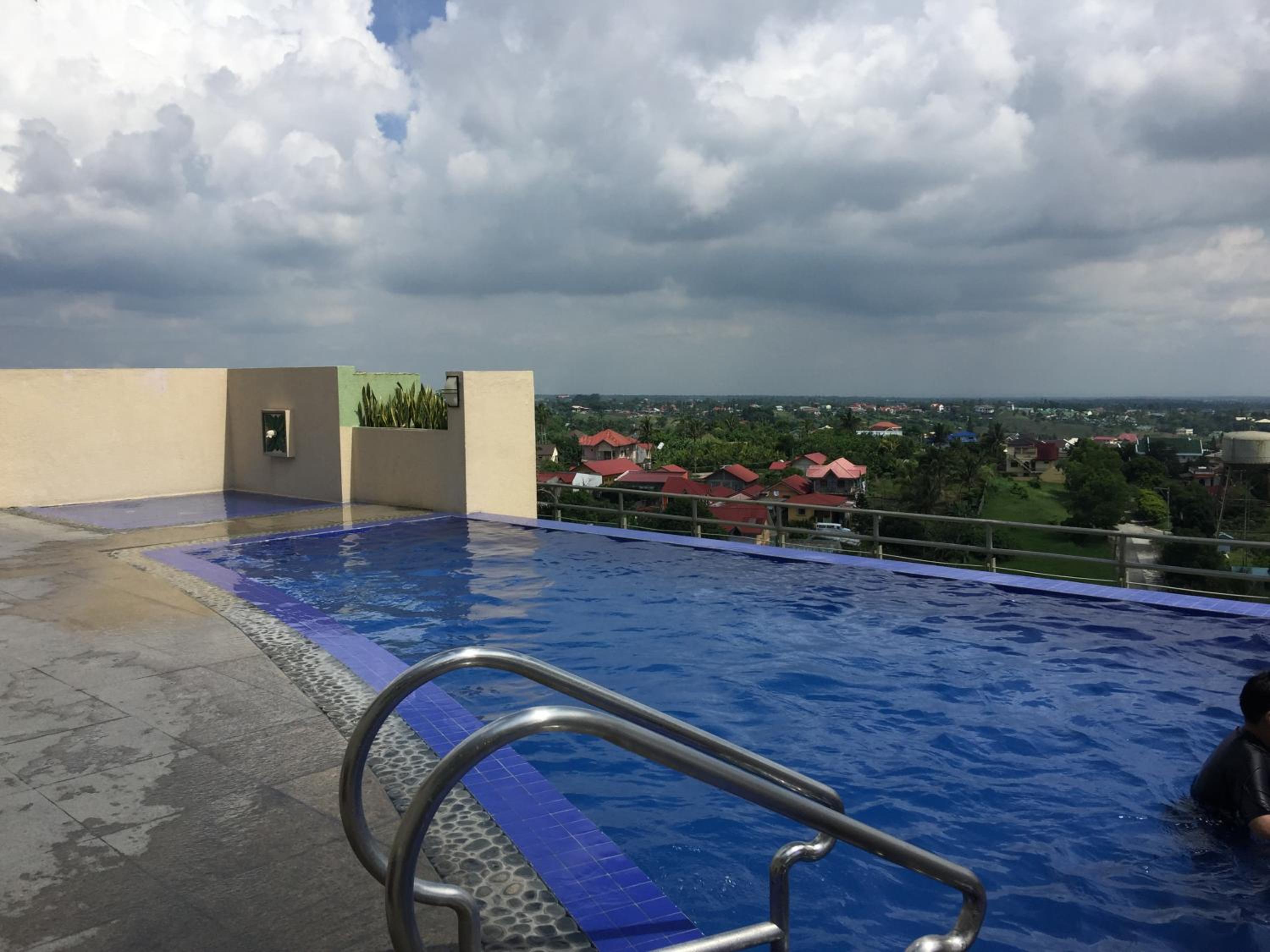 One Tagaytay Place Private Residences