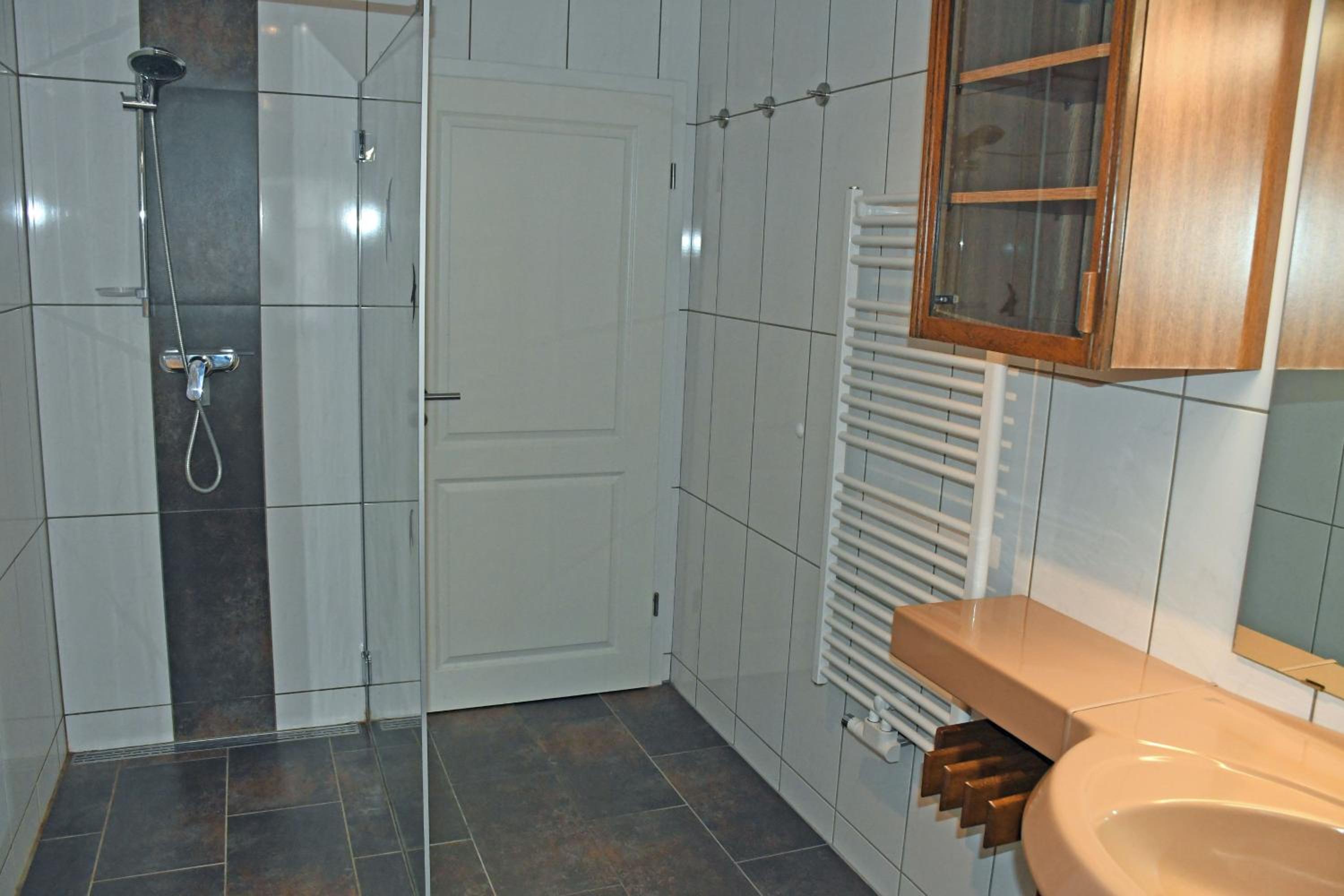 schönes Ferienhaus mit Kamin und Sauna im Ostseebad Sellin