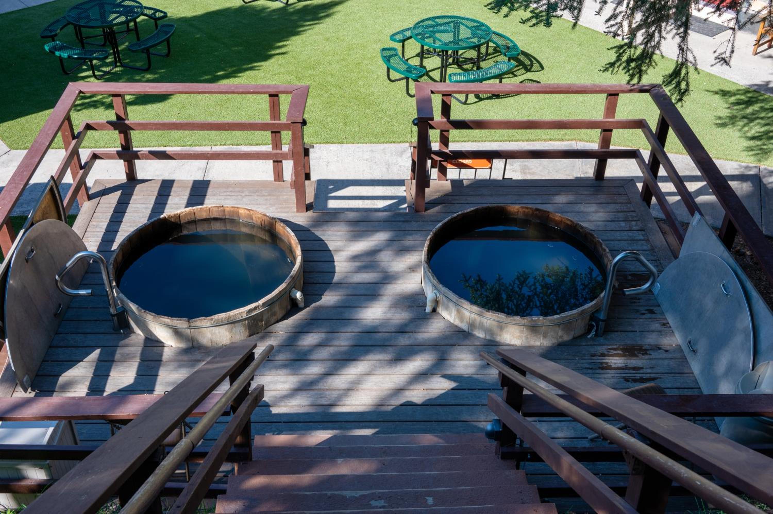 Box Canyon Lodge and Hot Springs view 4