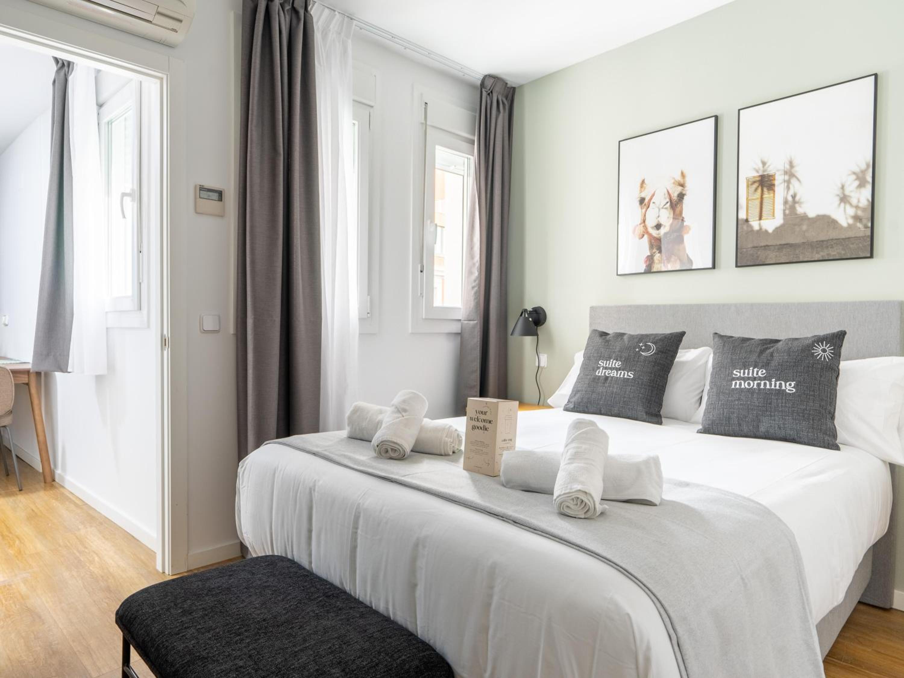 Limehome Madrid La Bolsa view 5