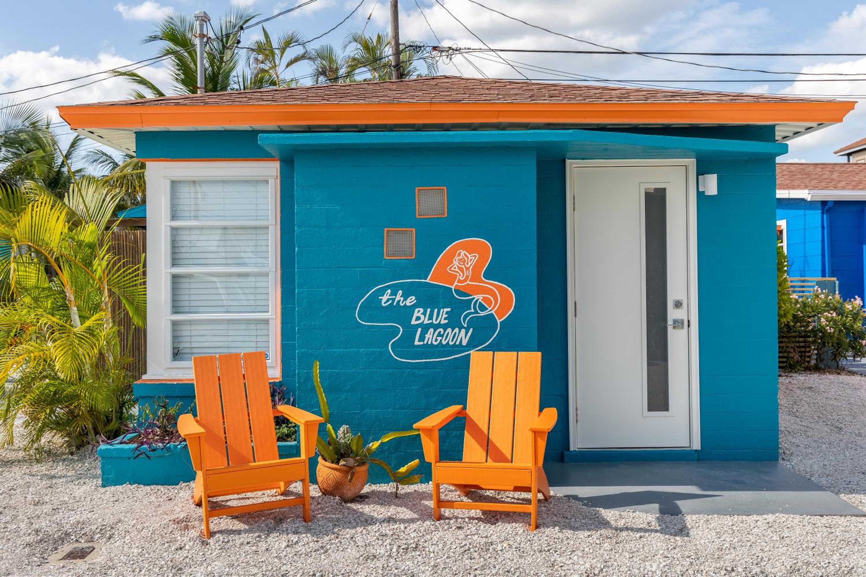 Sunset Inn and Cottages