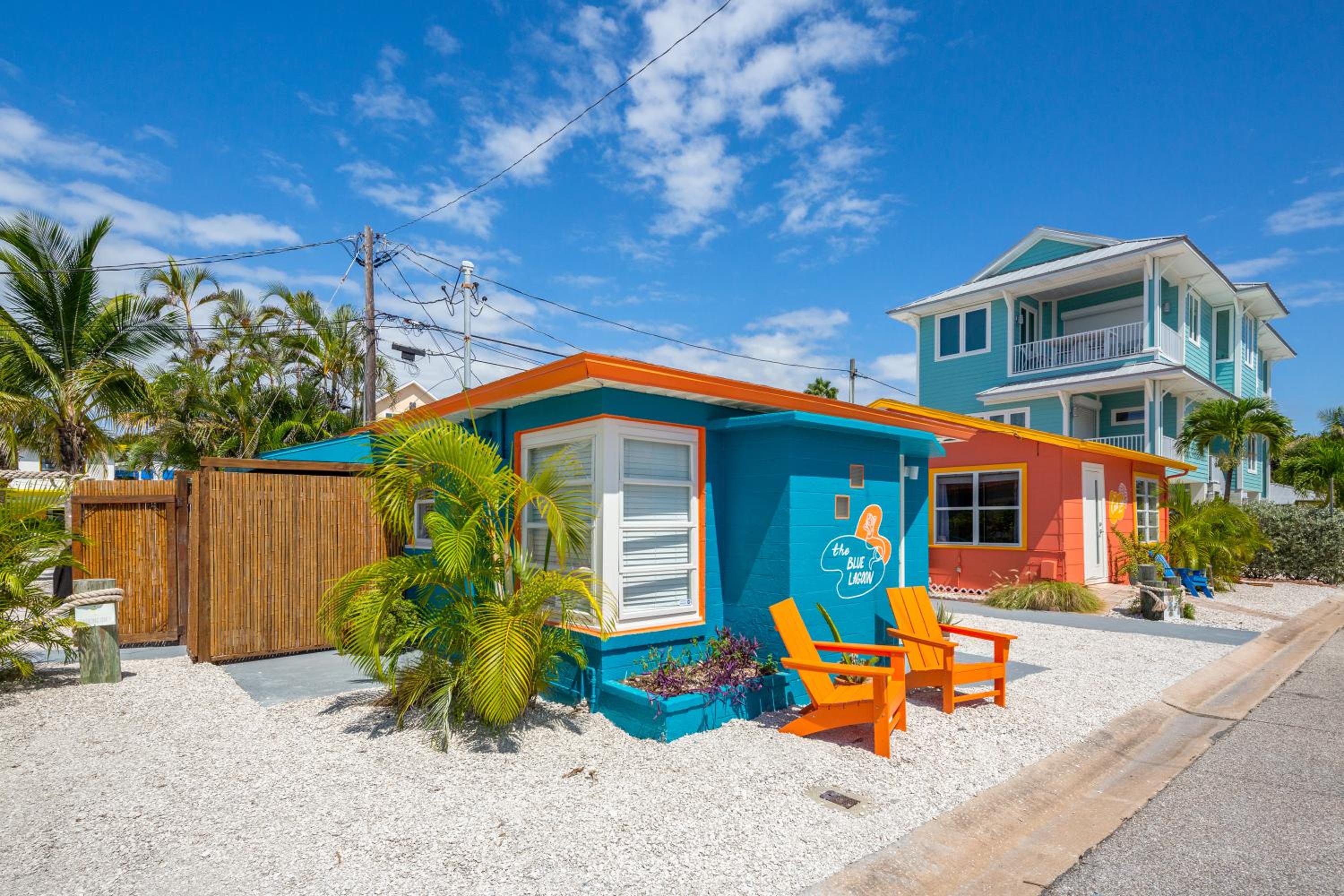 Sunset Inn and Cottages