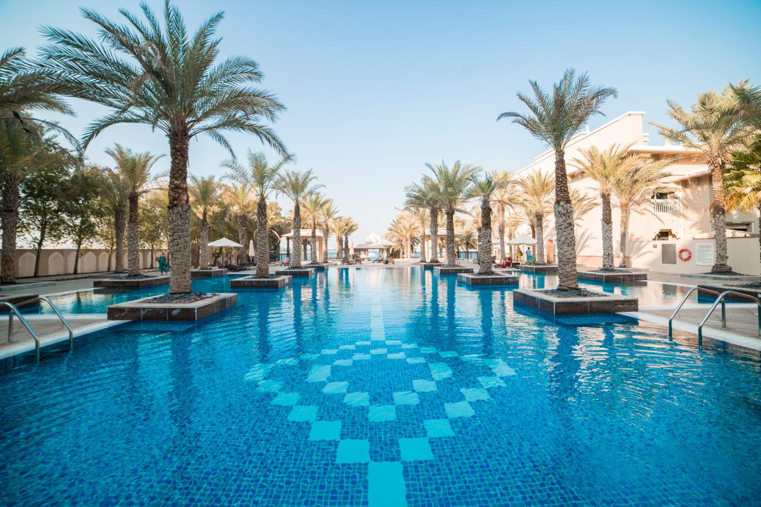 1-bedroom apartment with pool