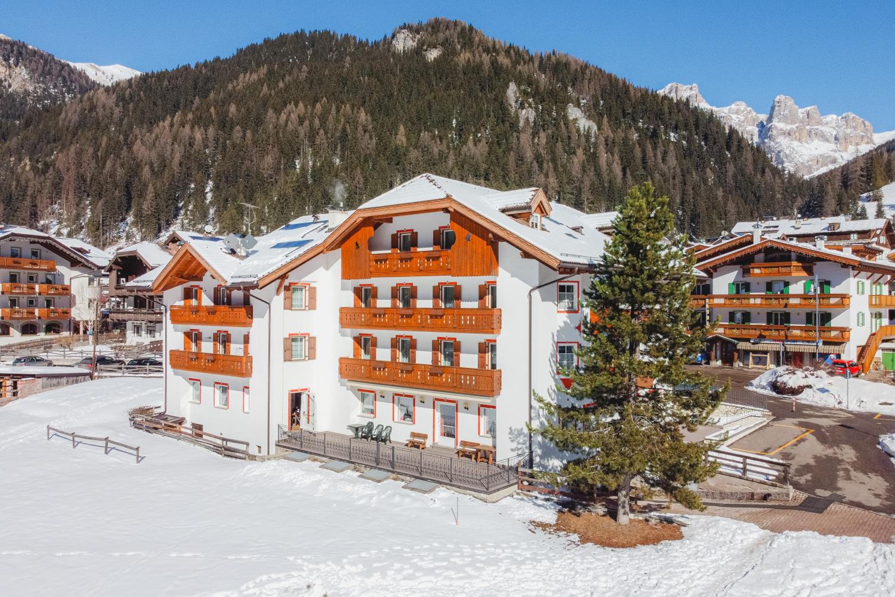 Albergo Canazei