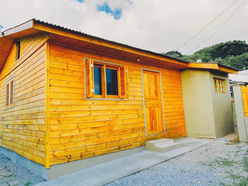 Casa a 600m da Igreja de Canela