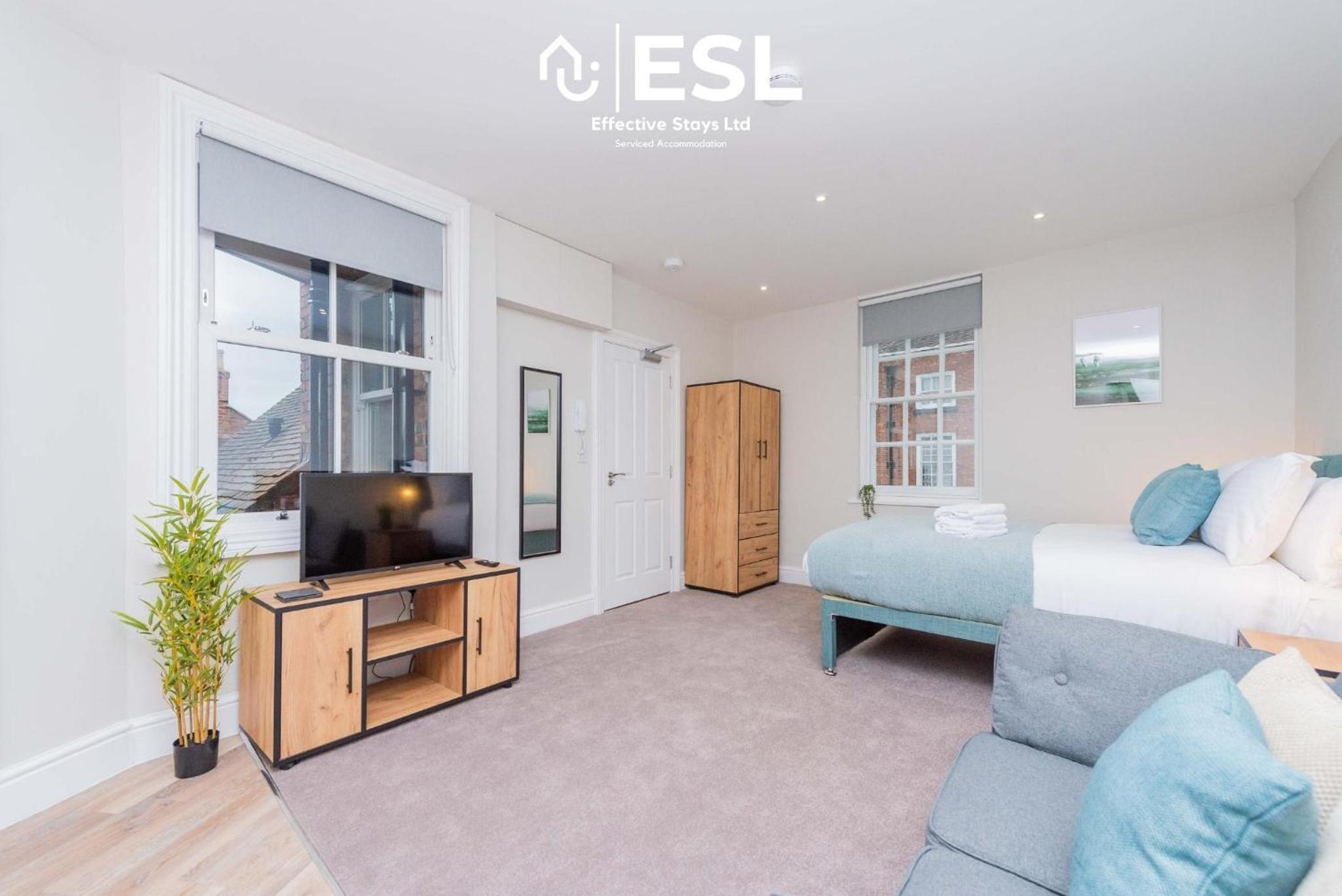 Studio 2, Second Floor Town Centre Apartment - main view