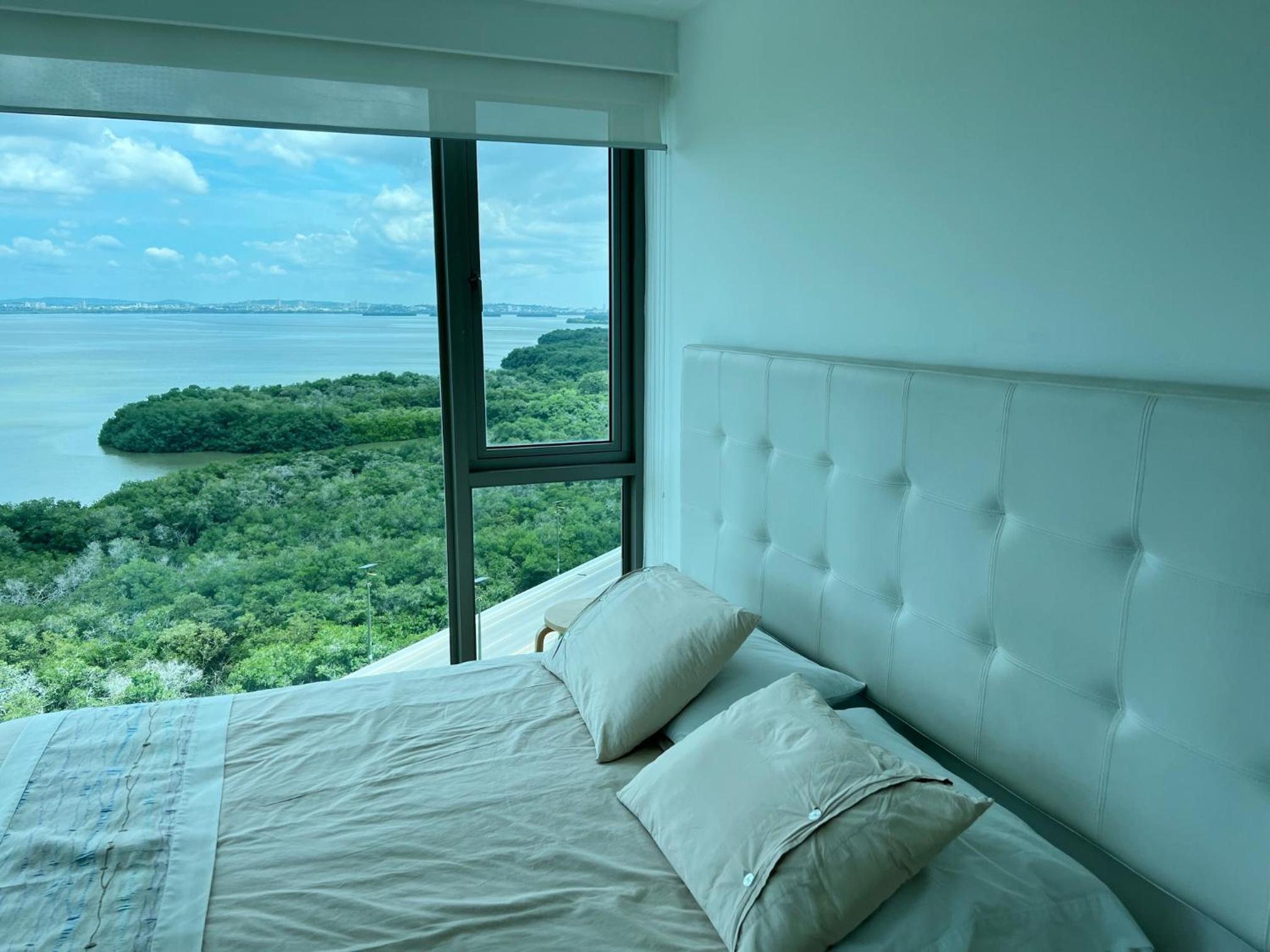 Beachfront Apartment at Radisson Hotel