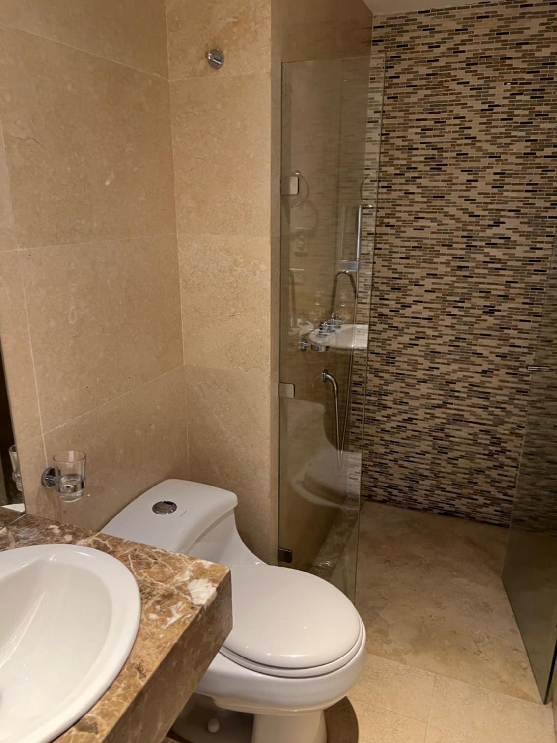 Beachfront Apartment at Radisson Hotel