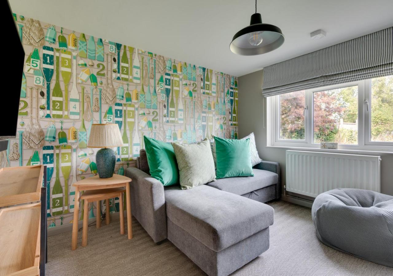 3 Bed in Southwold oc-6ng view 4