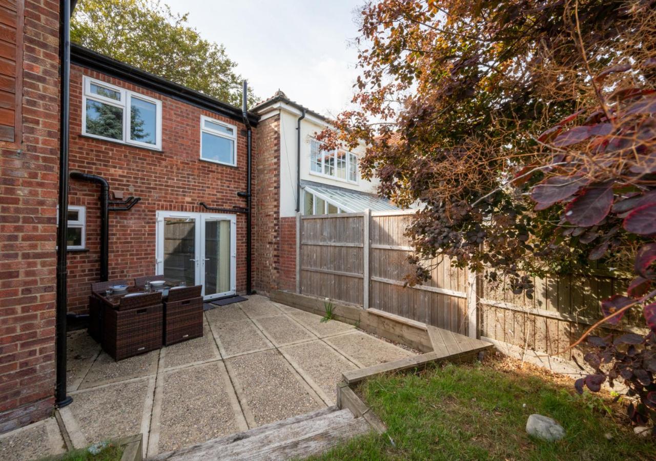 3 Bed in Southwold oc-6ng view 5