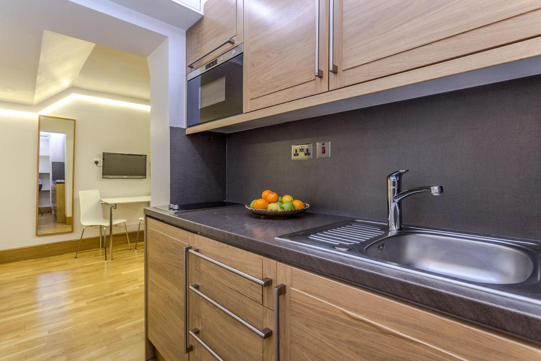 Cleveland Residences Russell Square