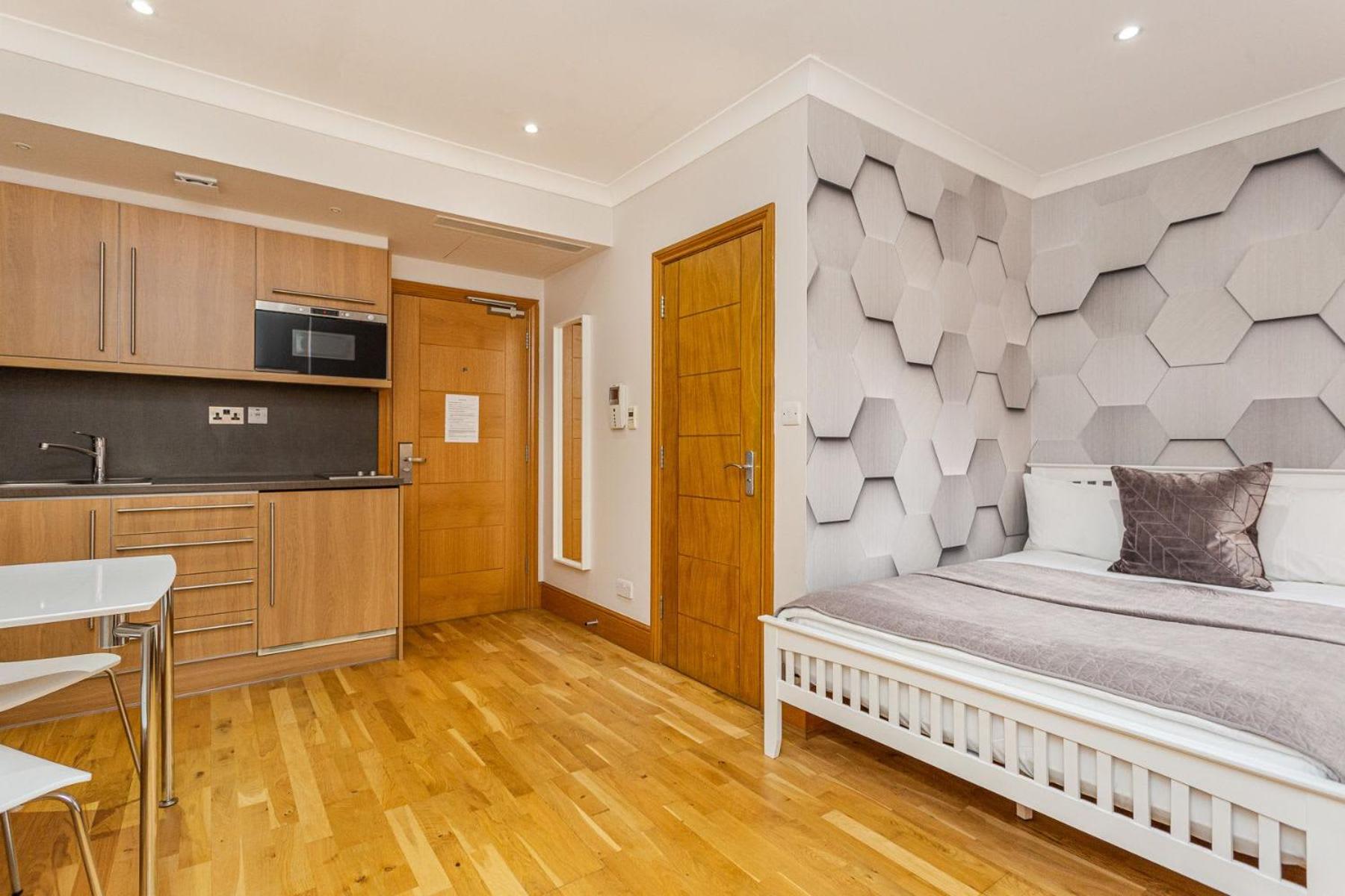 Cleveland Residences Russell Square