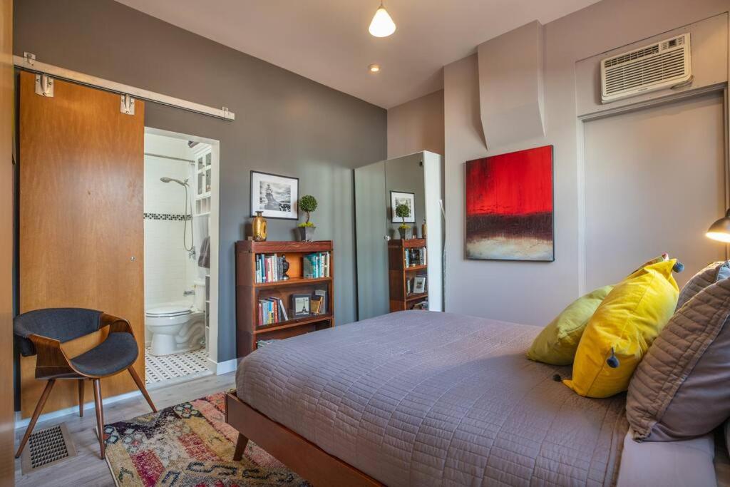 New Contemporary Historical Unit from, 5 Star Host view 2