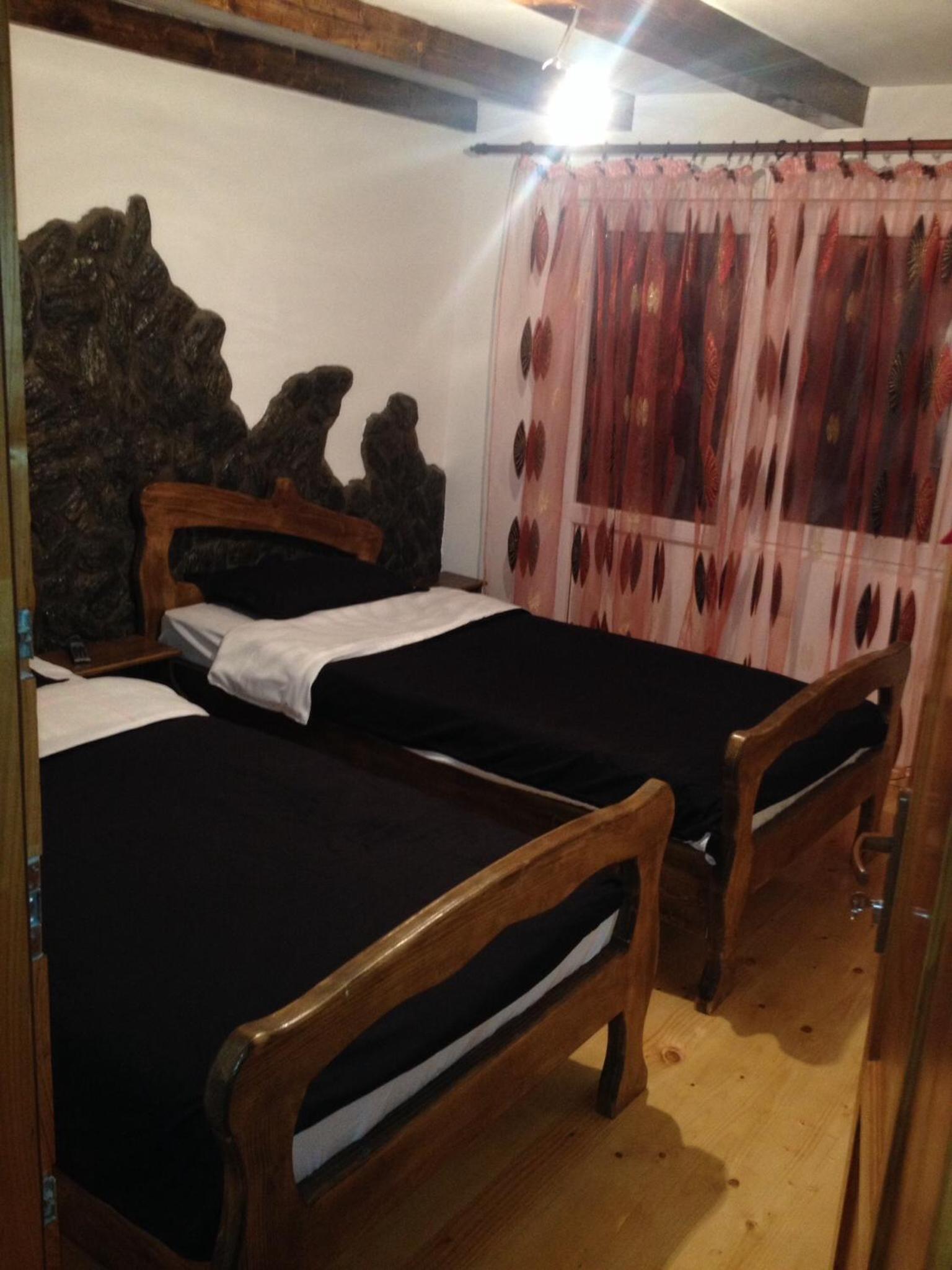 Photo 37