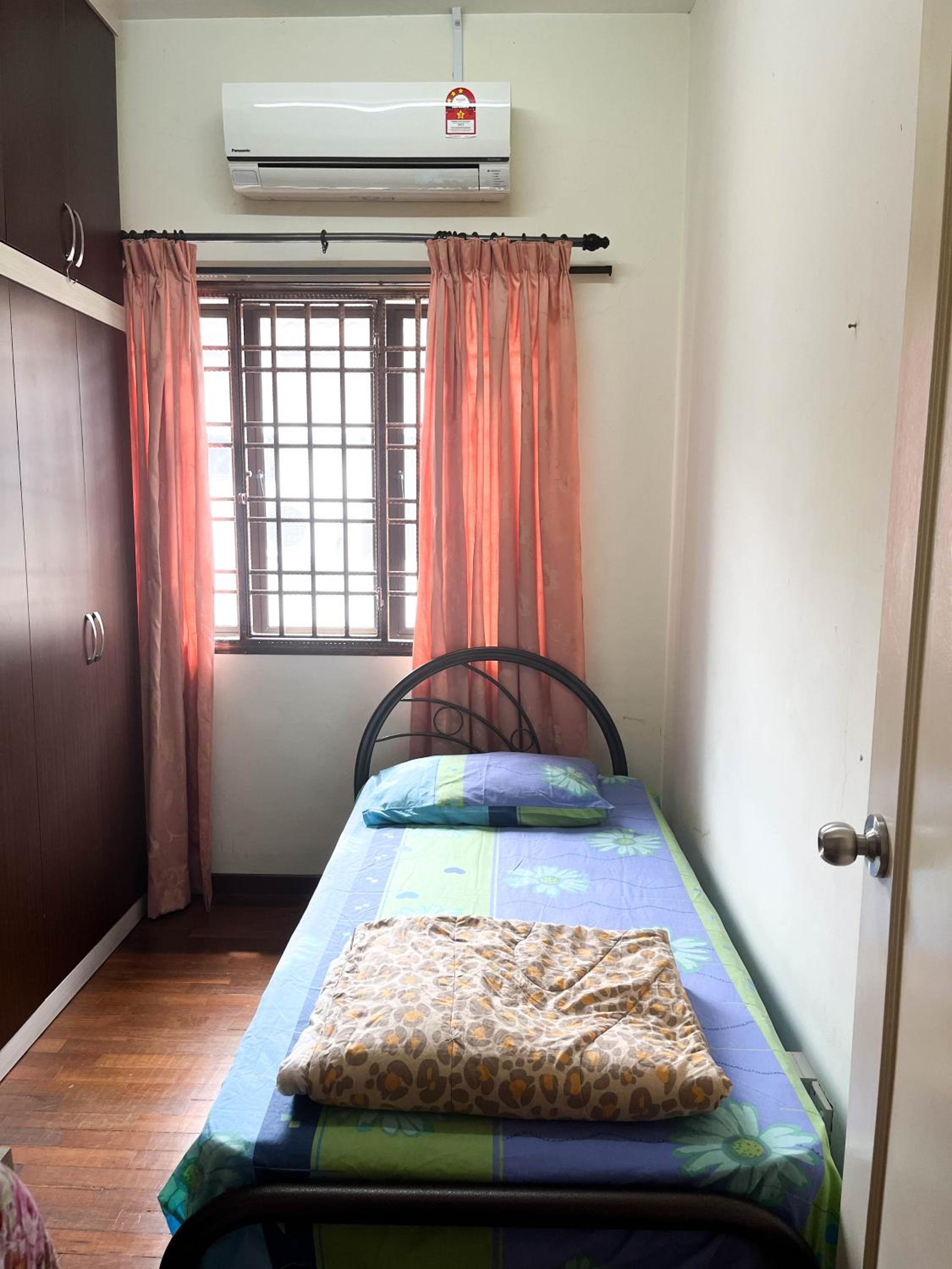 Muar Homestay [Located at Sabak Awor Seafood Court] photo 4