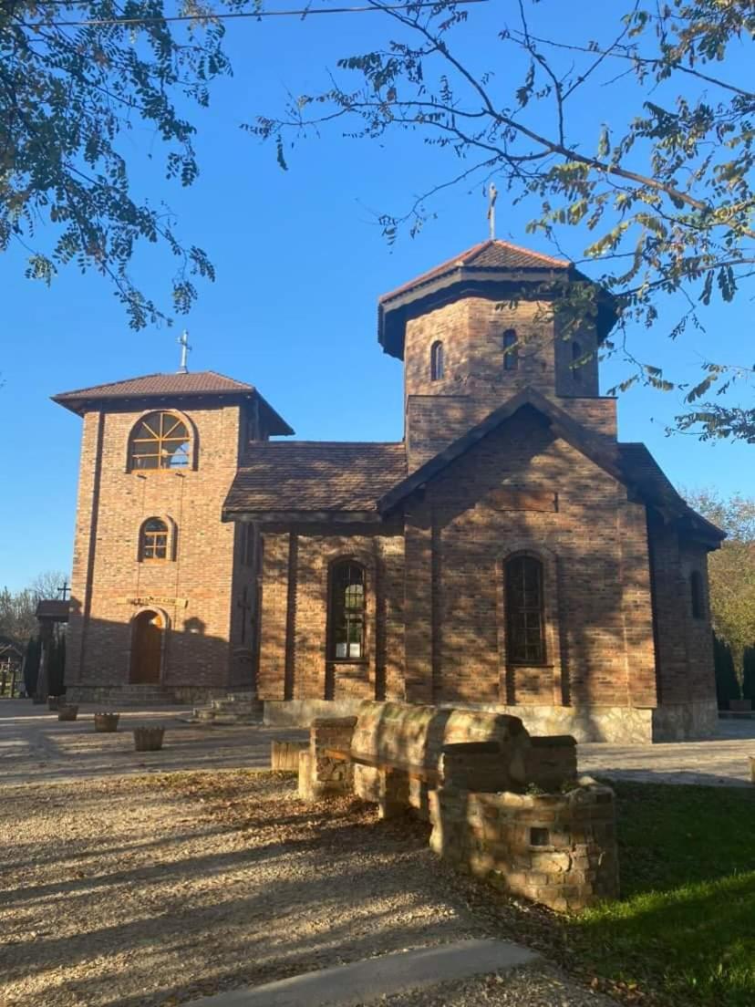 Photo 19