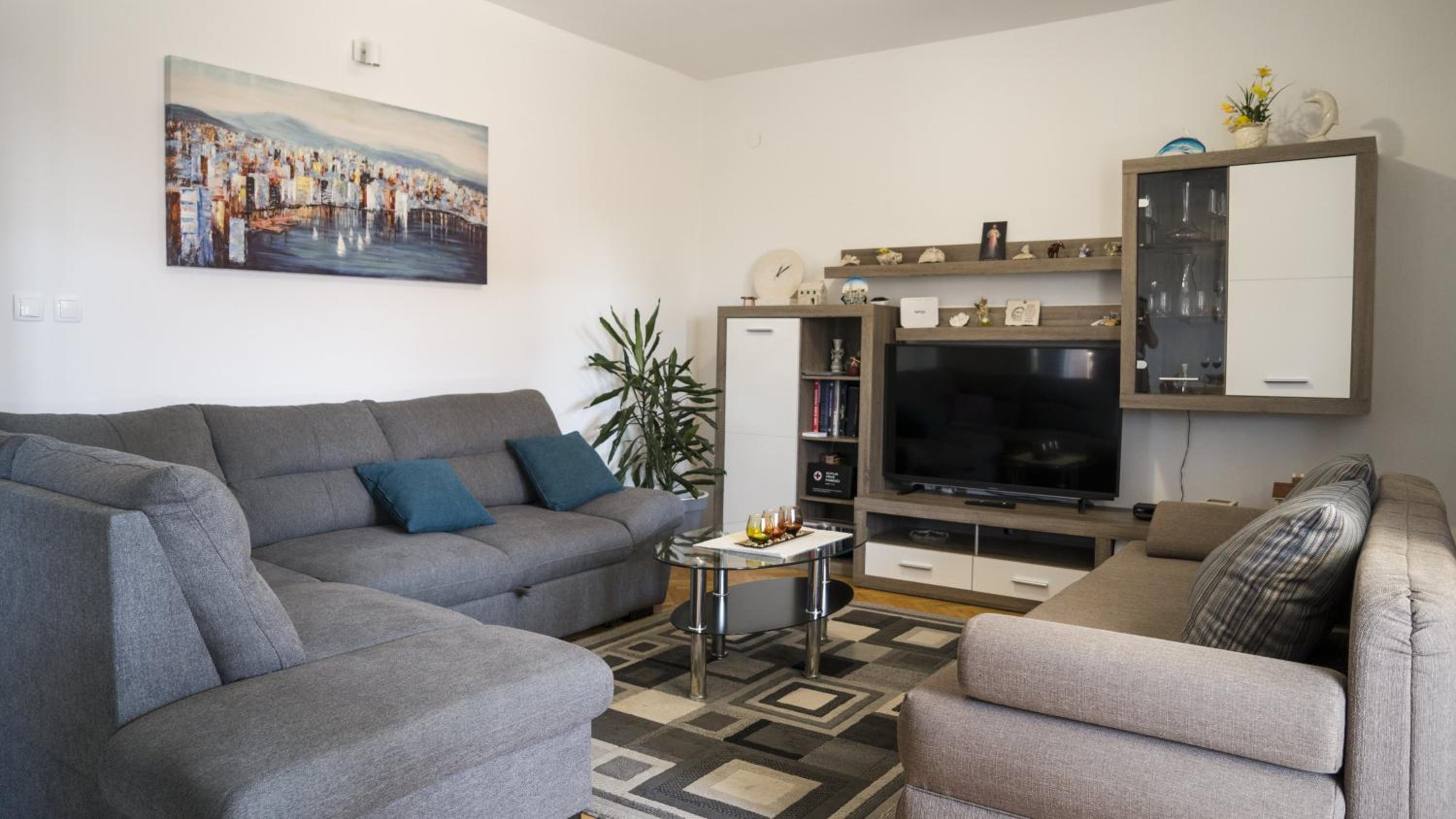 Apartments Bazina