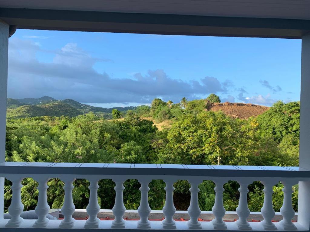 Sainte Anne, Très joli T2 refait à neuf