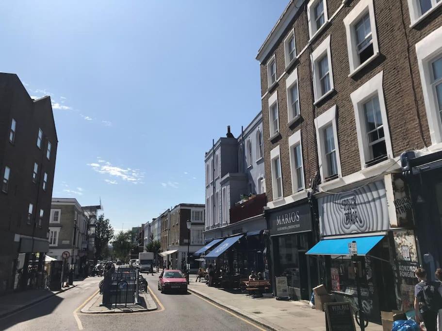 Stylish Notting Hill Air Conditioned studio