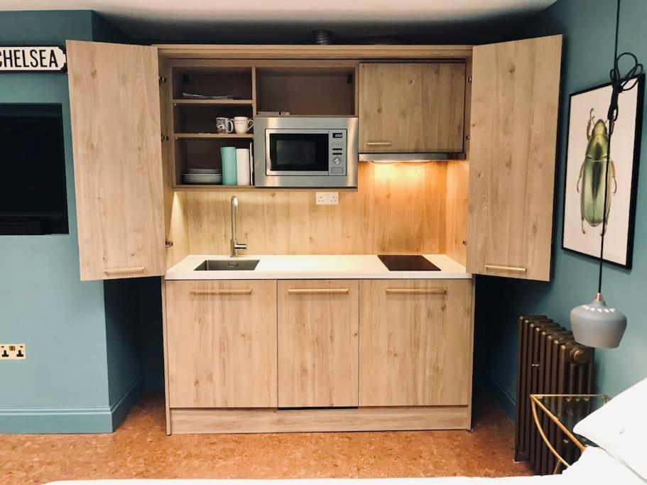 Stylish Notting Hill Air Conditioned studio