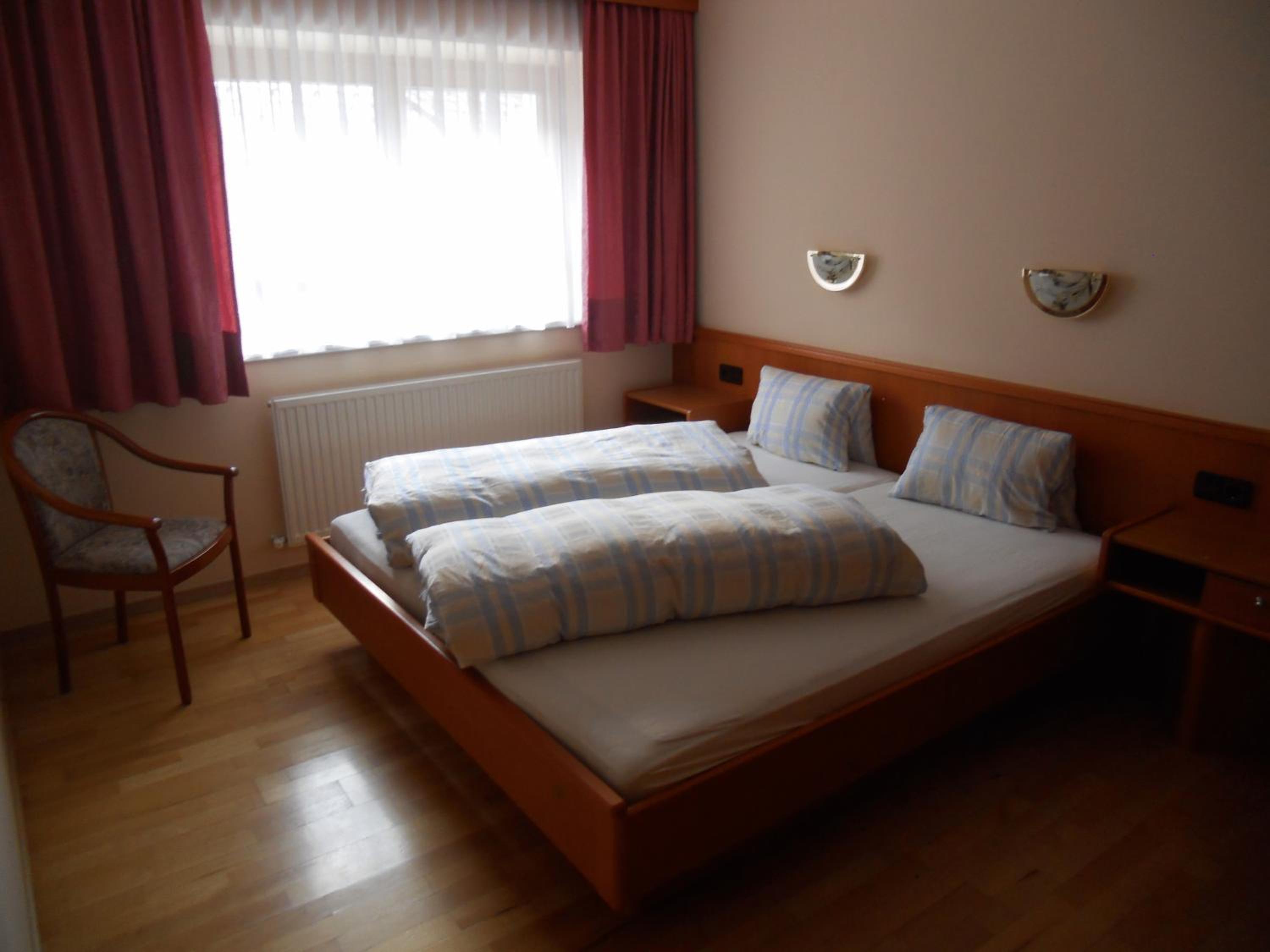 Appartement beim Brunnen 12 view 2