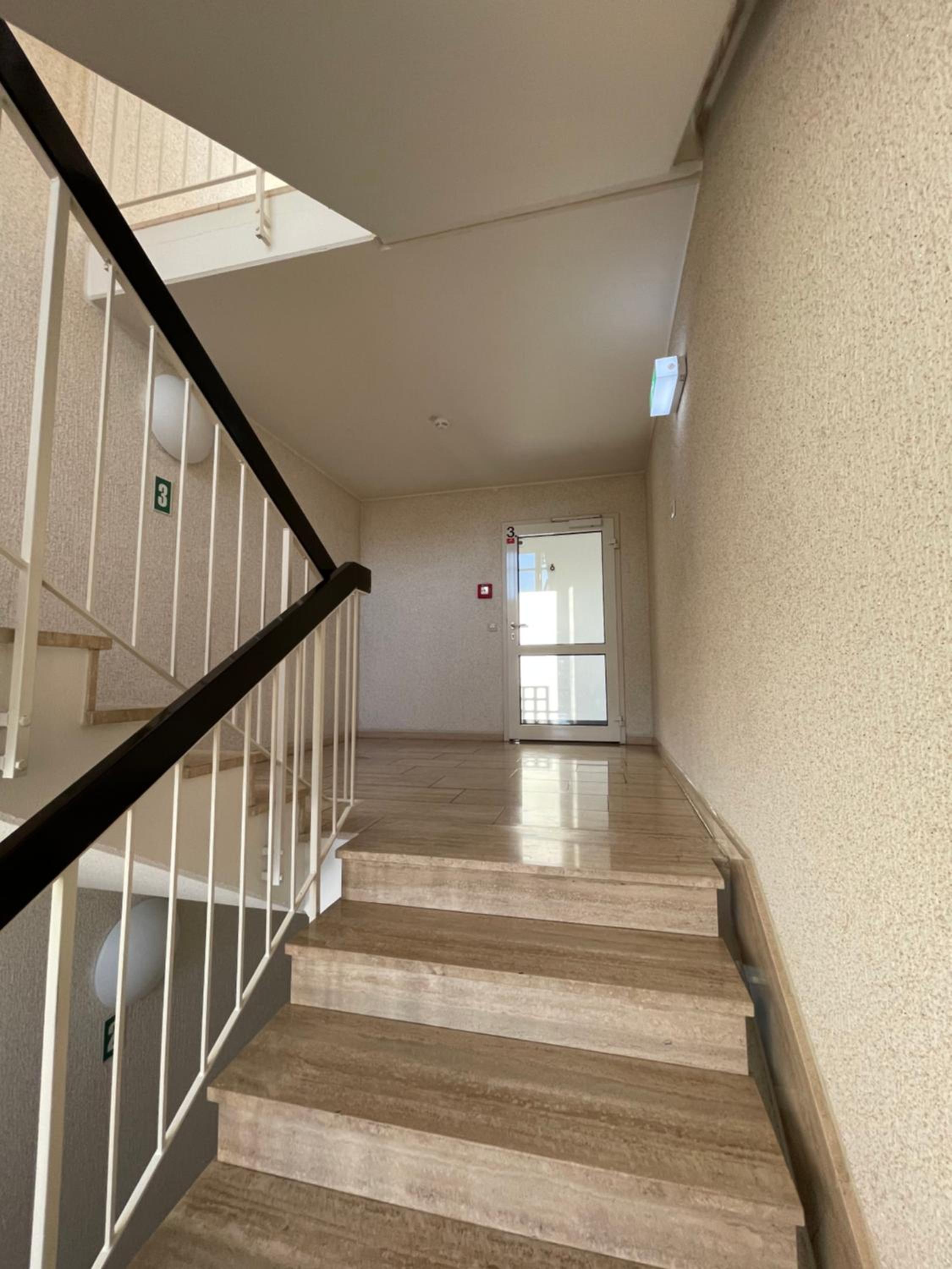 4* Boutique Zimmer am Düsseldorf Hafen + ÖPNV & TG