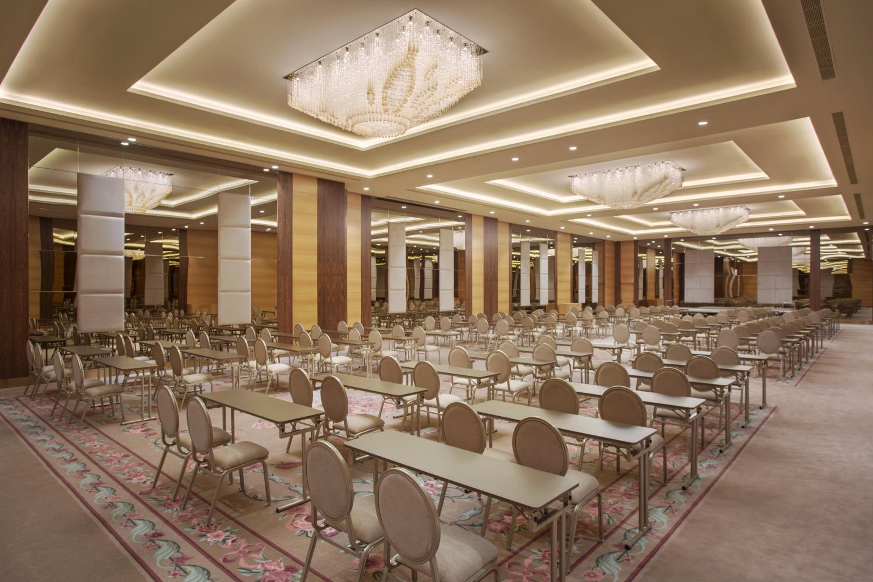 Lazzoni Otel - Image 43