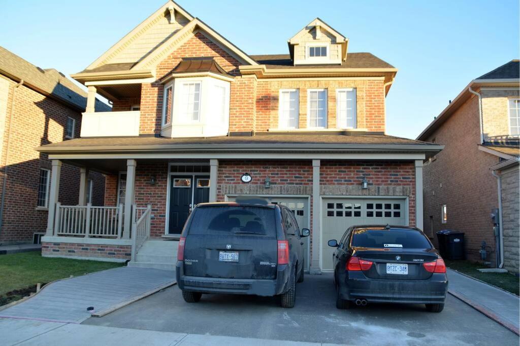 Beautiful and spacious Basement Apartment - Property Image 4
