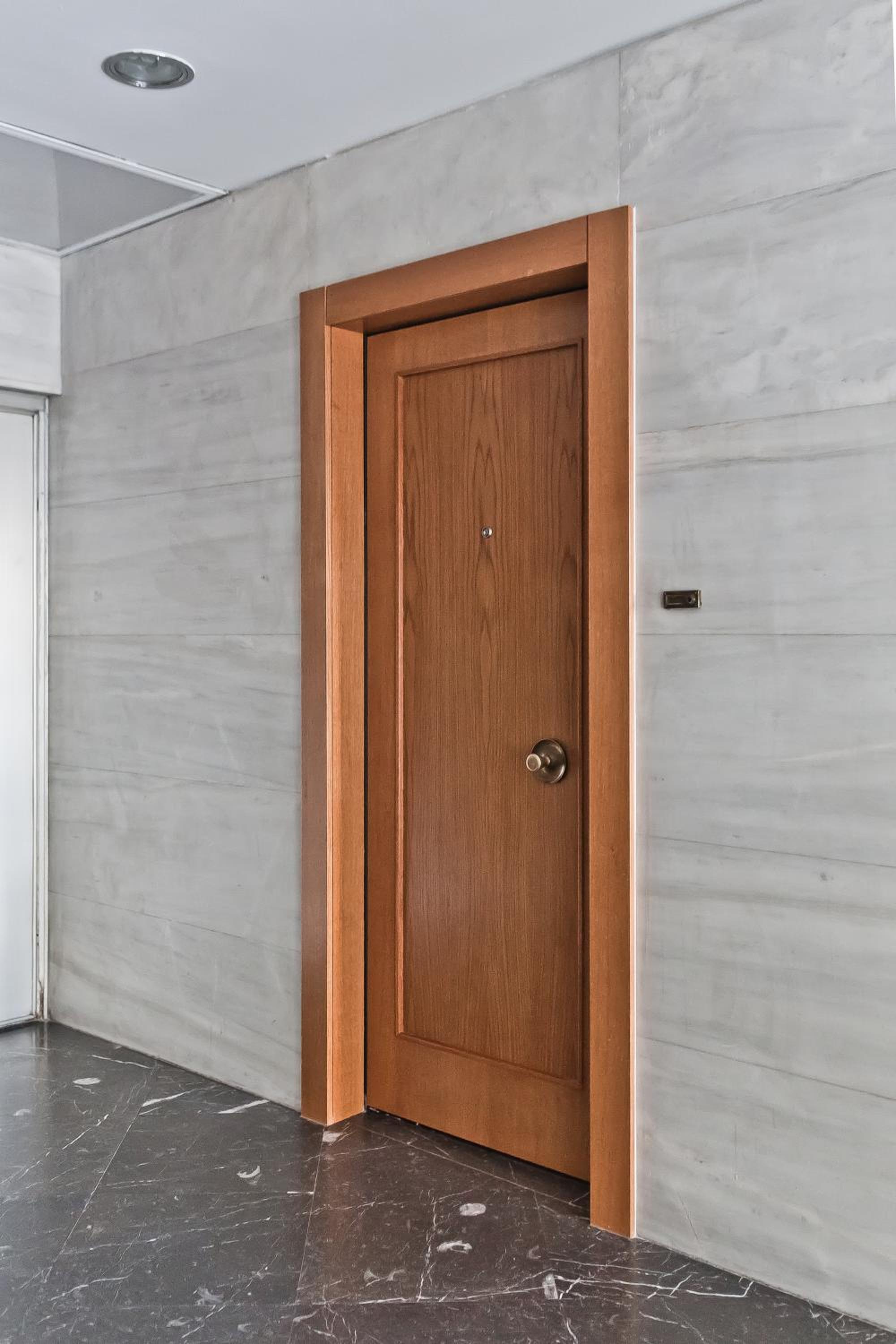 BAG- Boutique Apartment Grey - Hilton Area