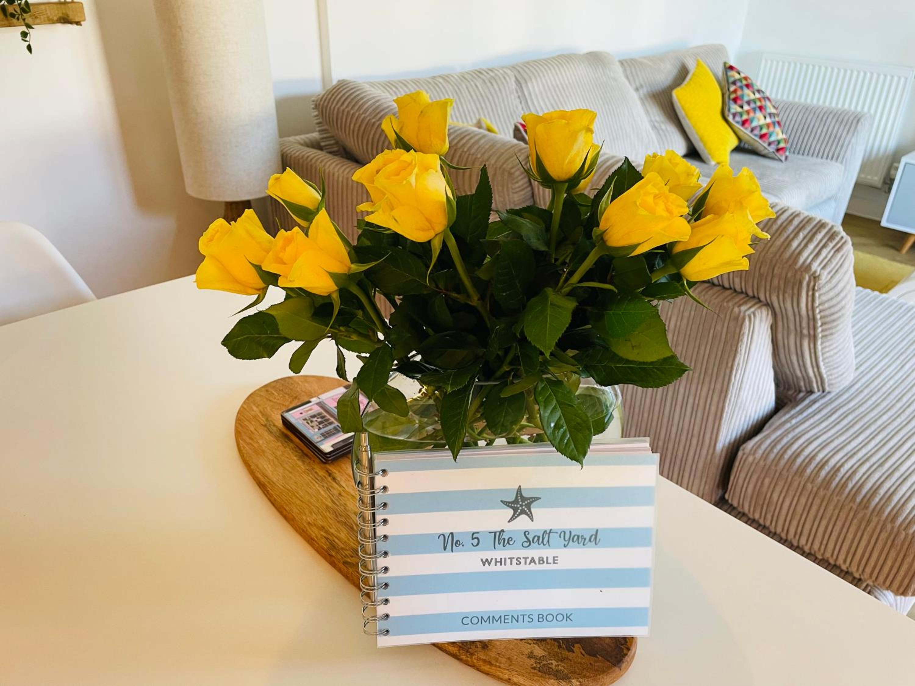 Salt Yard Apartment, Parking and Terrace, Whitstable