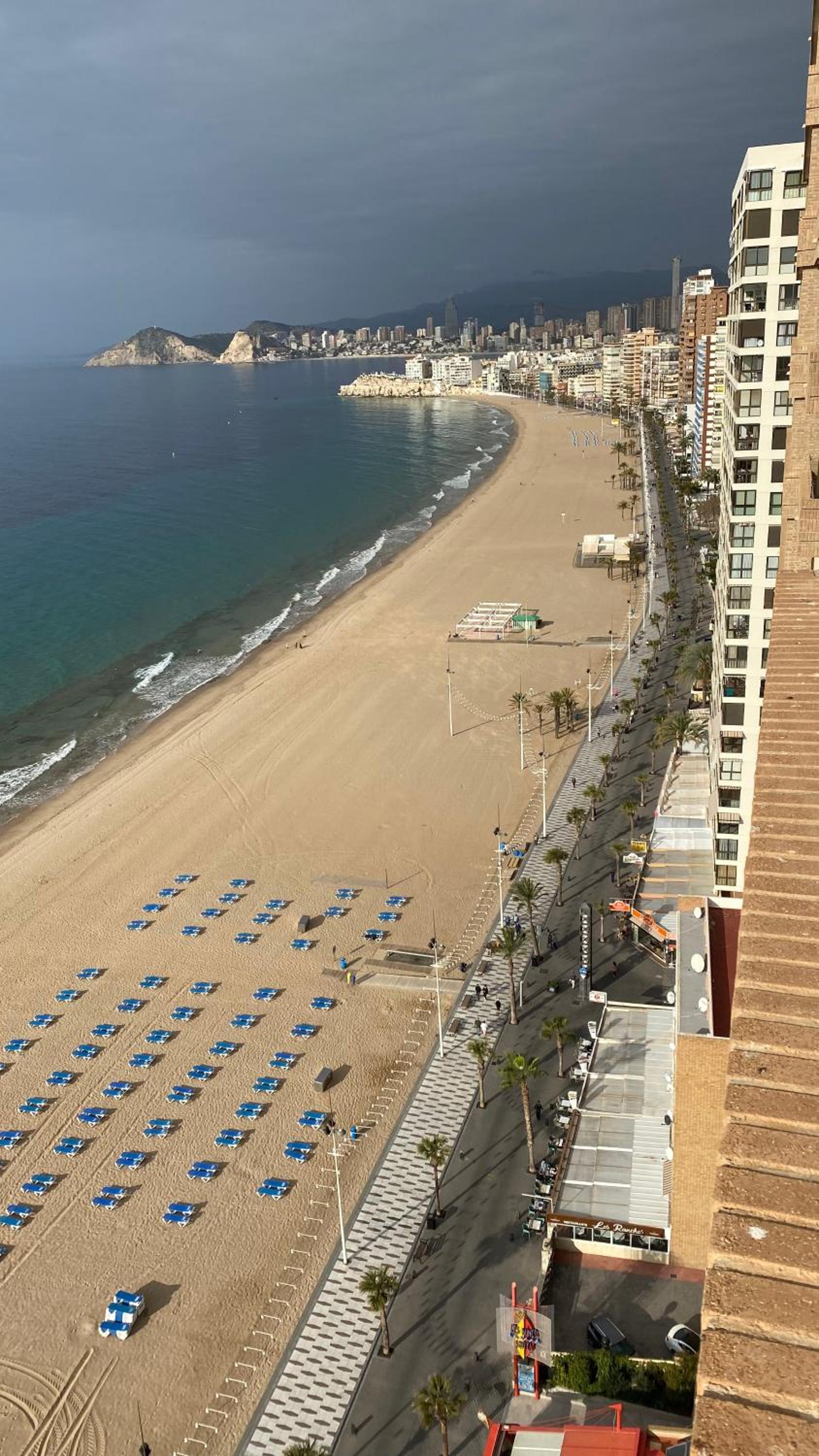 SOLYMAR LEVANTE Apartamento Completo con Piscina y Parking Comunitario