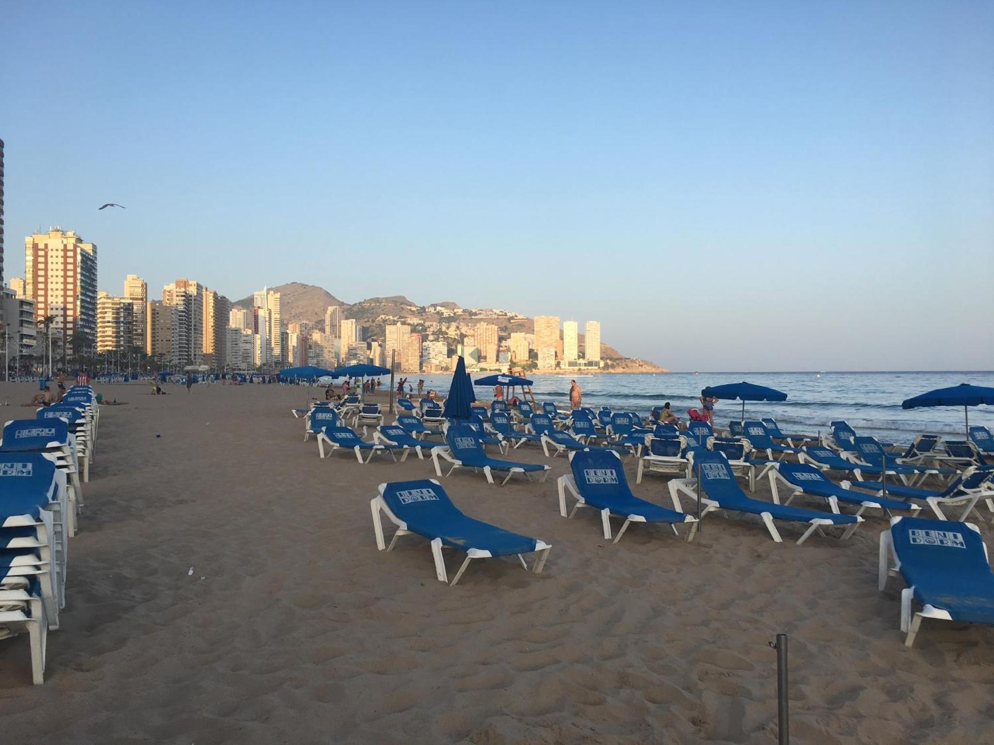 SOLYMAR LEVANTE Apartamento Completo con Piscina y Parking Comunitario