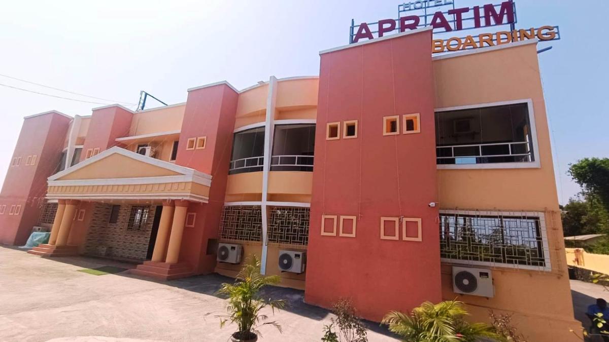 Hotel Apratim view 3