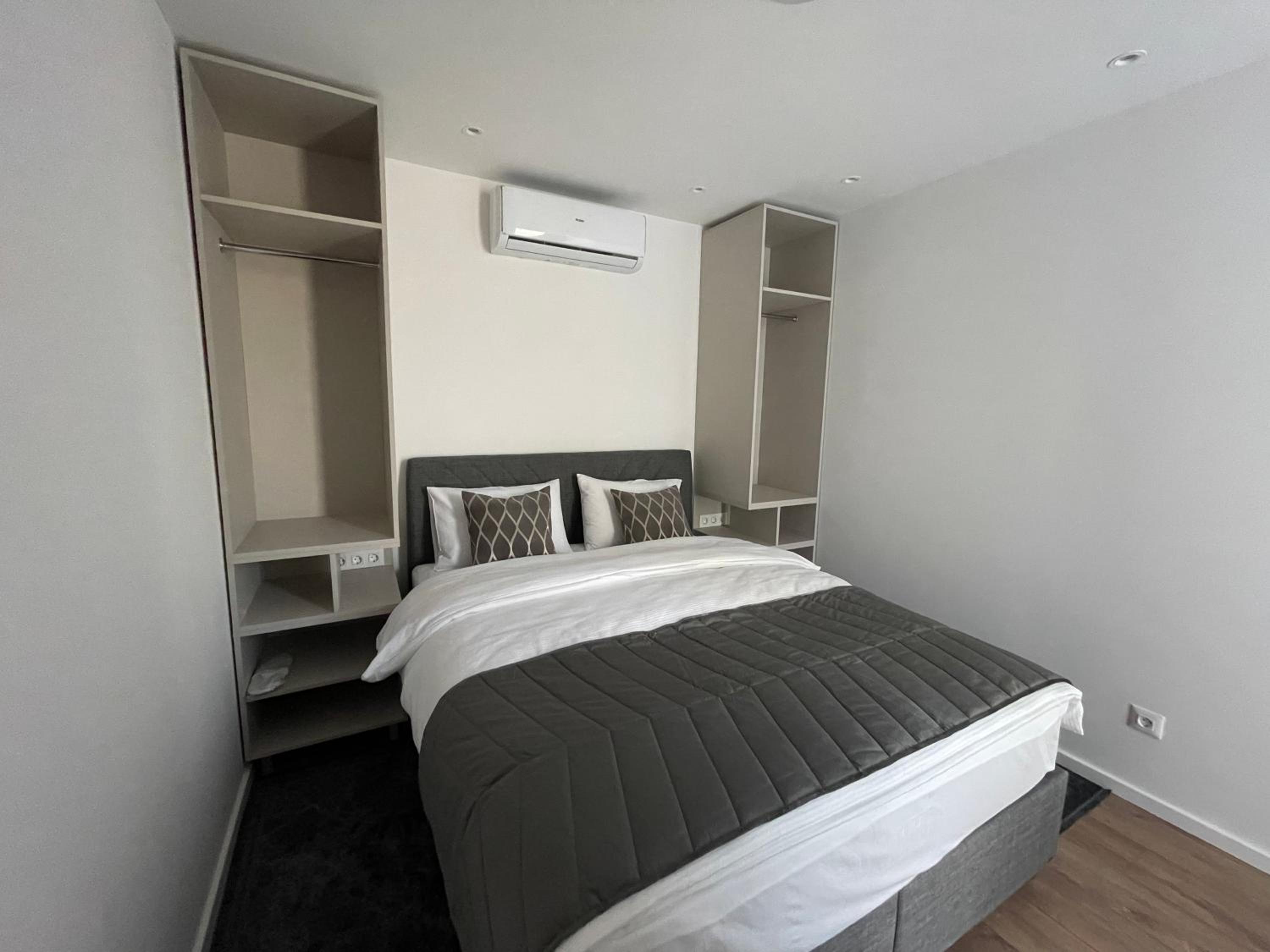 Residence 33