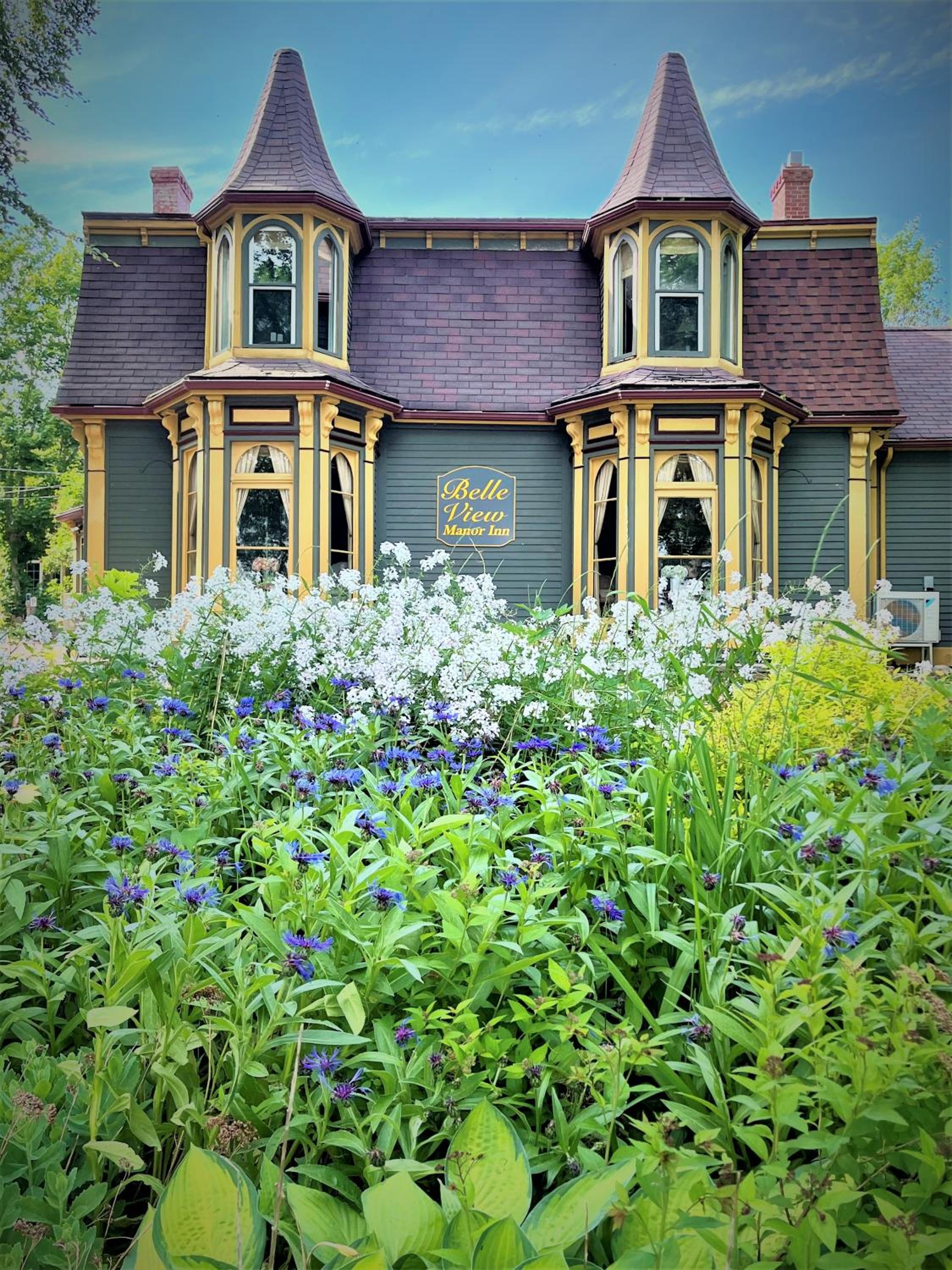 Belle View Manor Inn