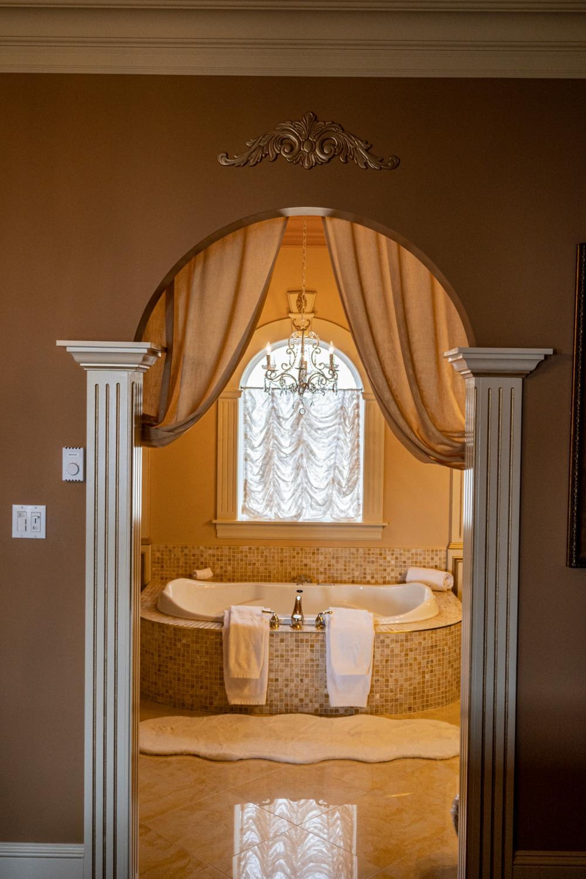 Belle View Manor Inn