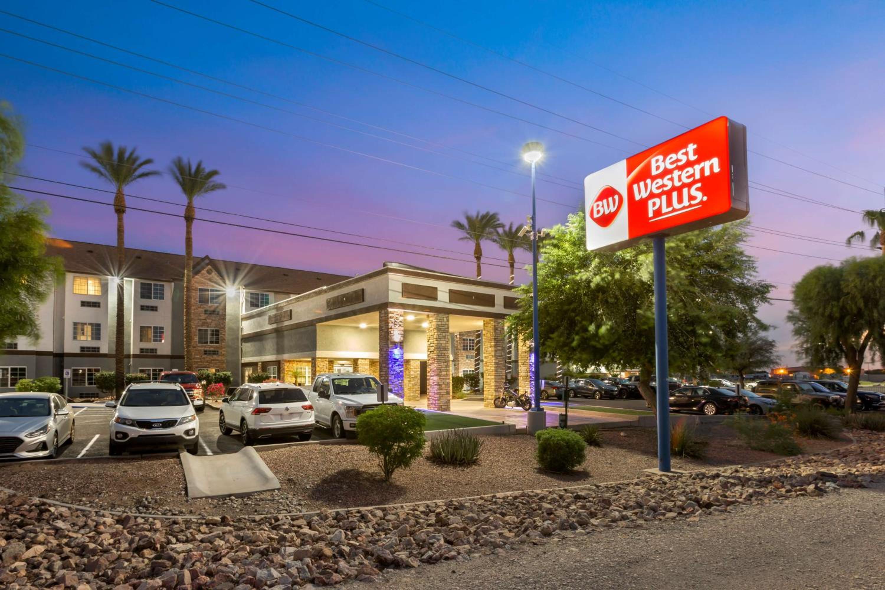 Hotel Best Western Plus Yuma Foothills Inn & Suites - Image 1