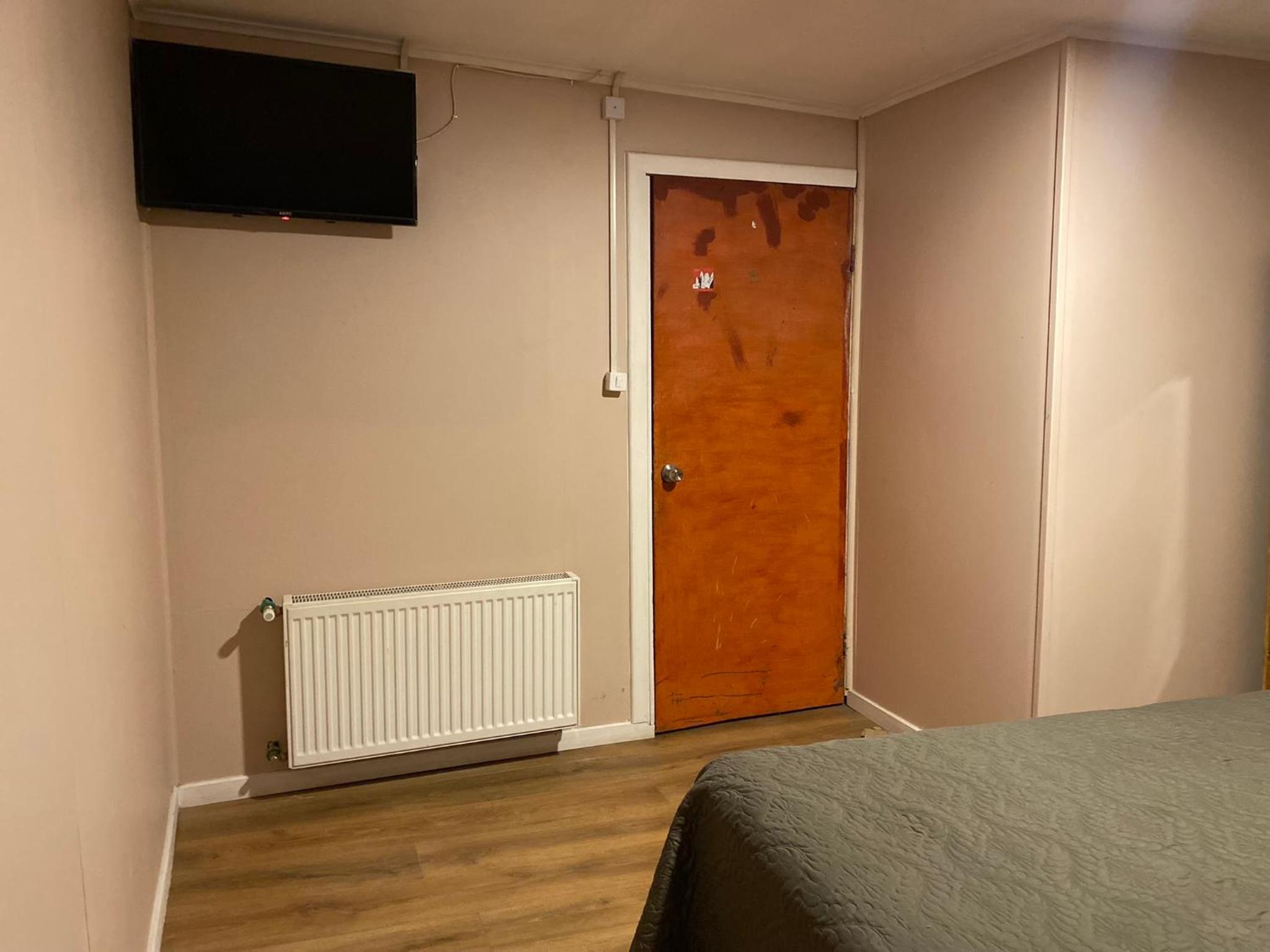 World's End Hostal