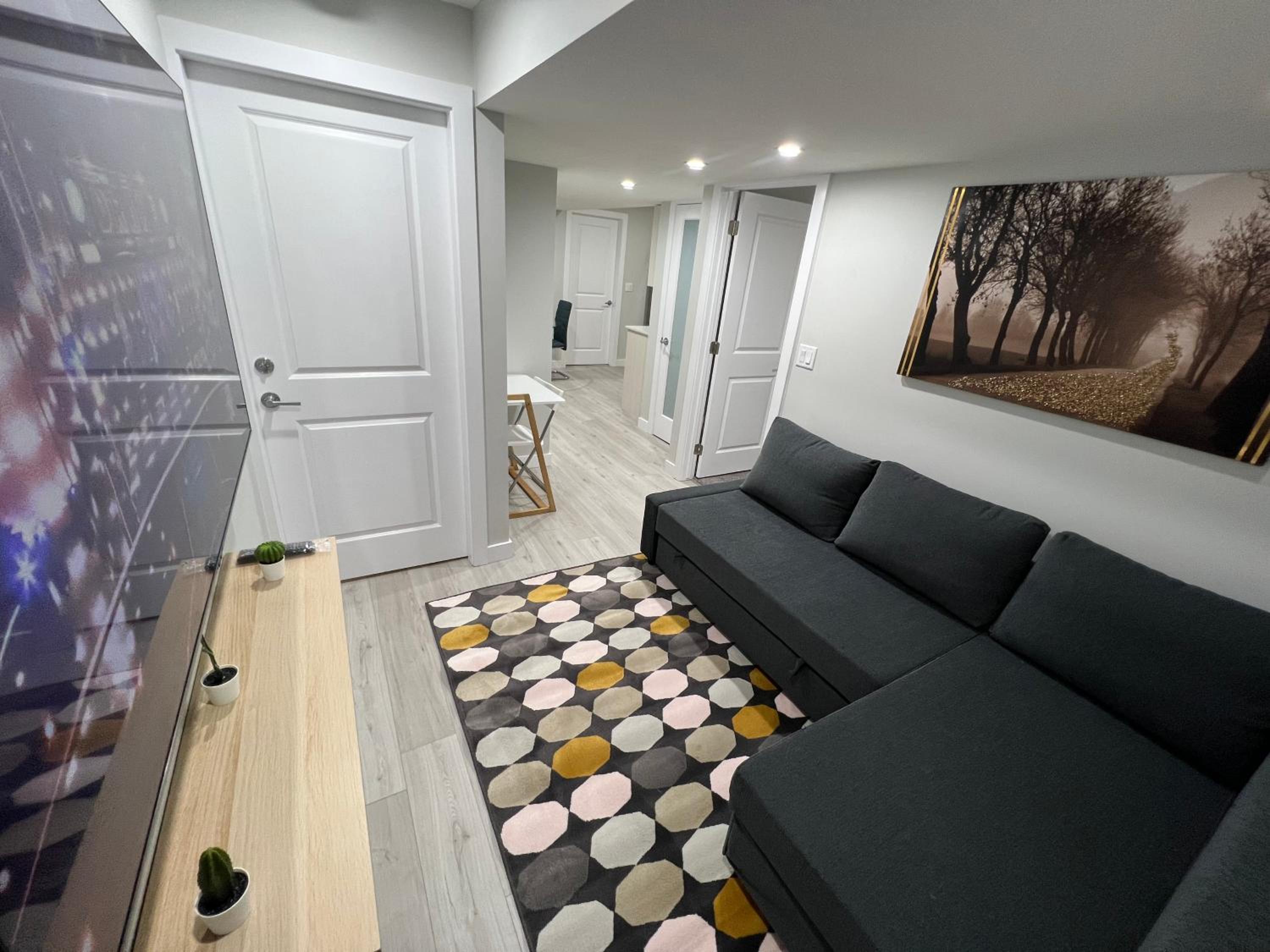 Entire Guest Suite-Self Check in