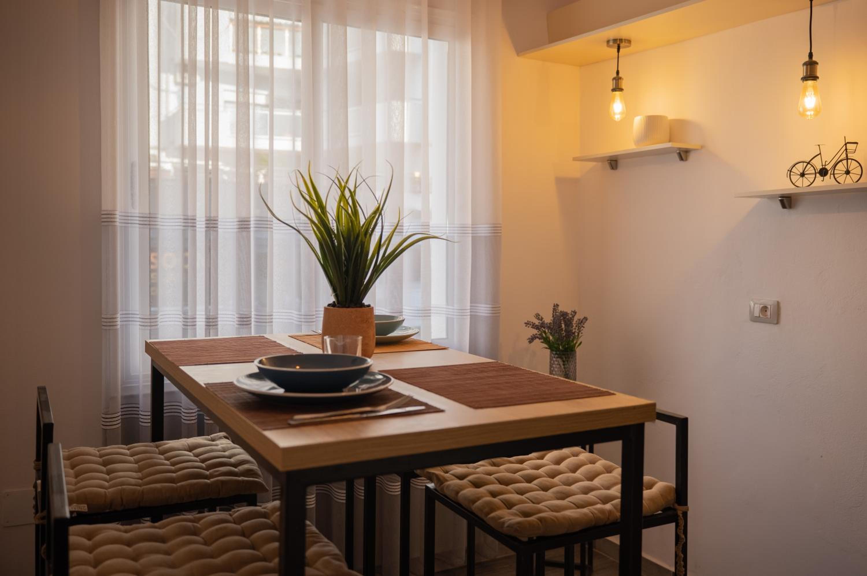 Blloku Area Modern App - THE NEST