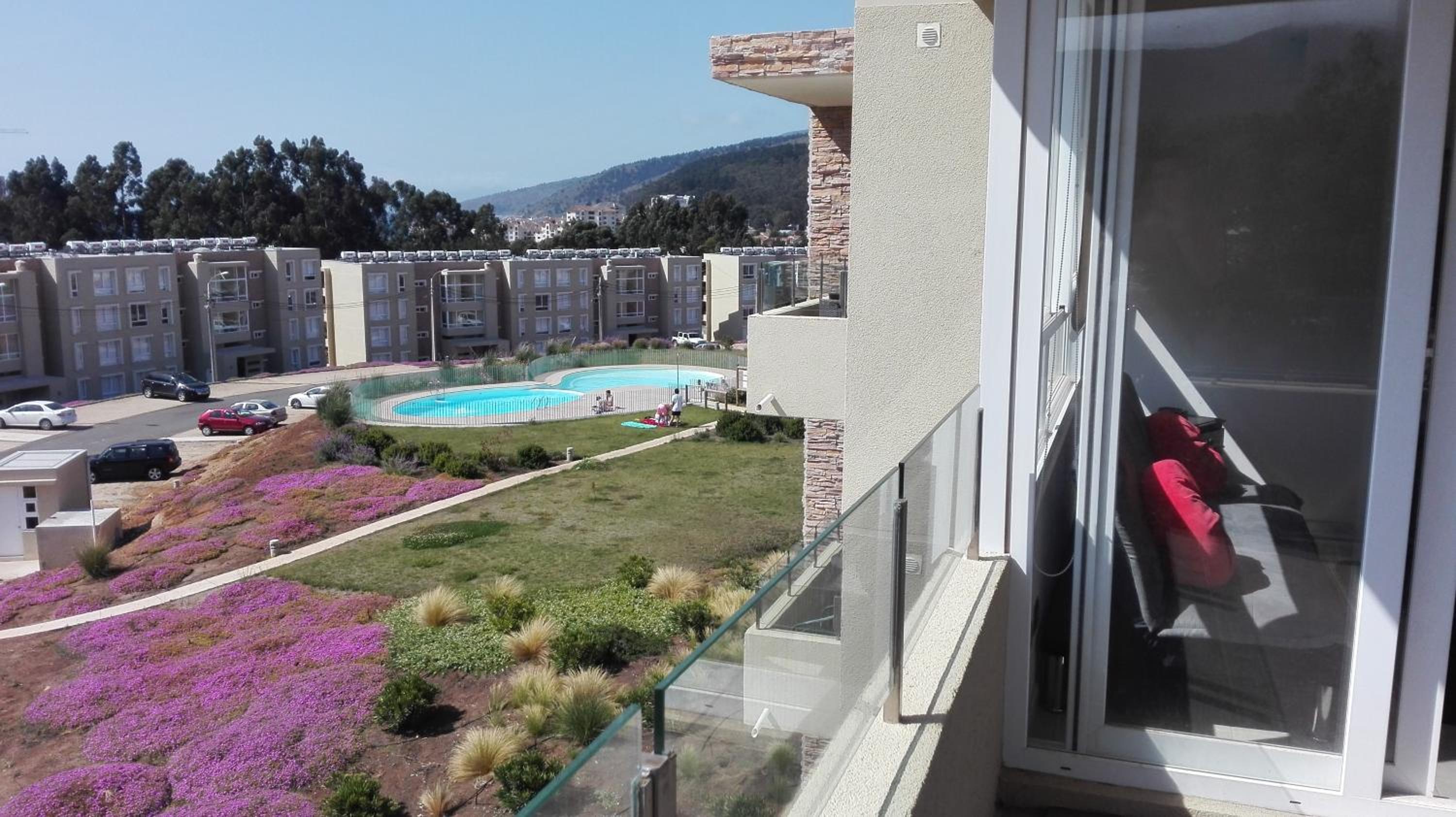 Departamento amplio y cómodo en Lomas de Papudo I, 2D 1B, para 4 personas, cercano a la playa