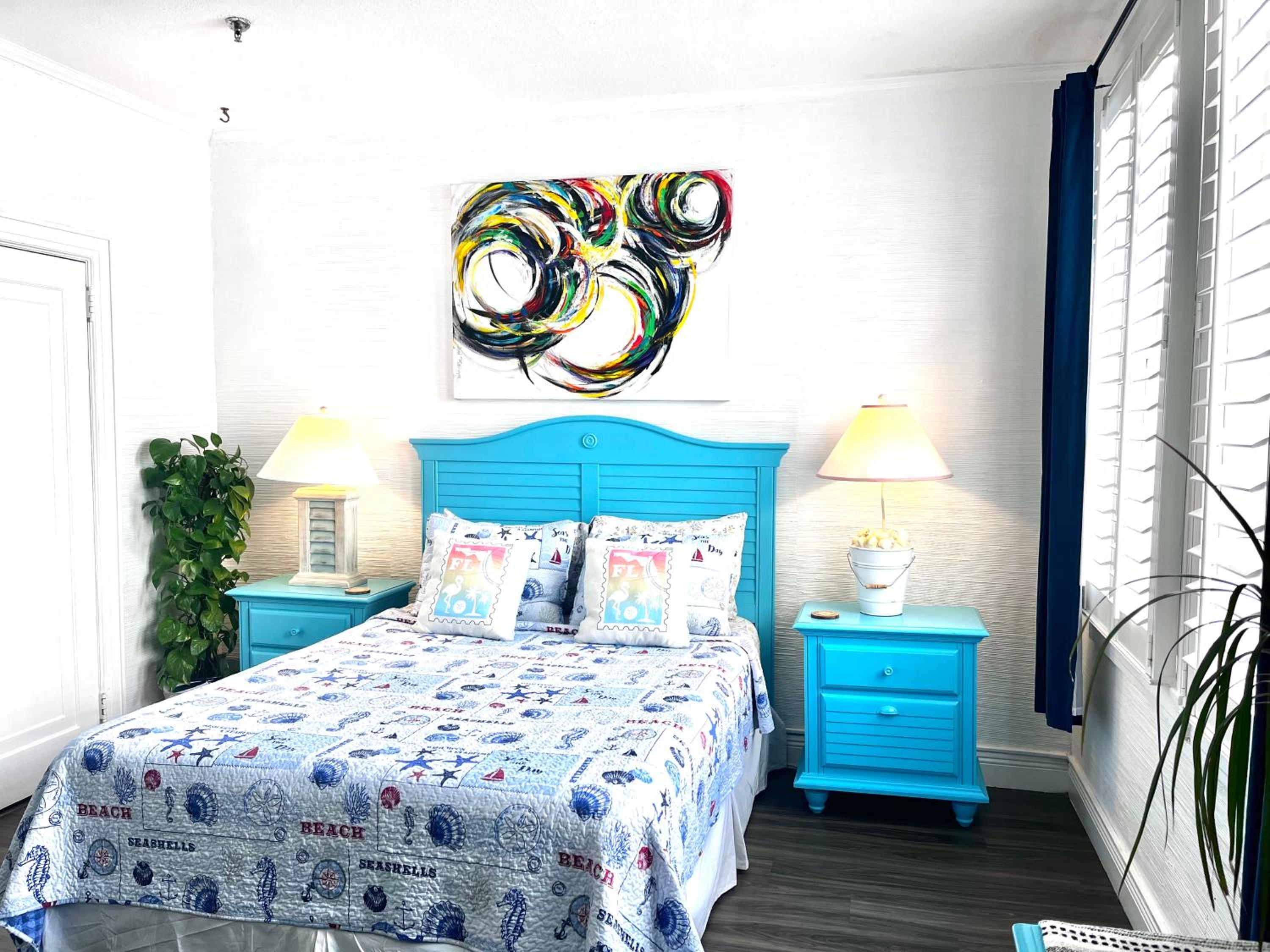 Romantic Studio in the Heart of Palm Beach — photo 4