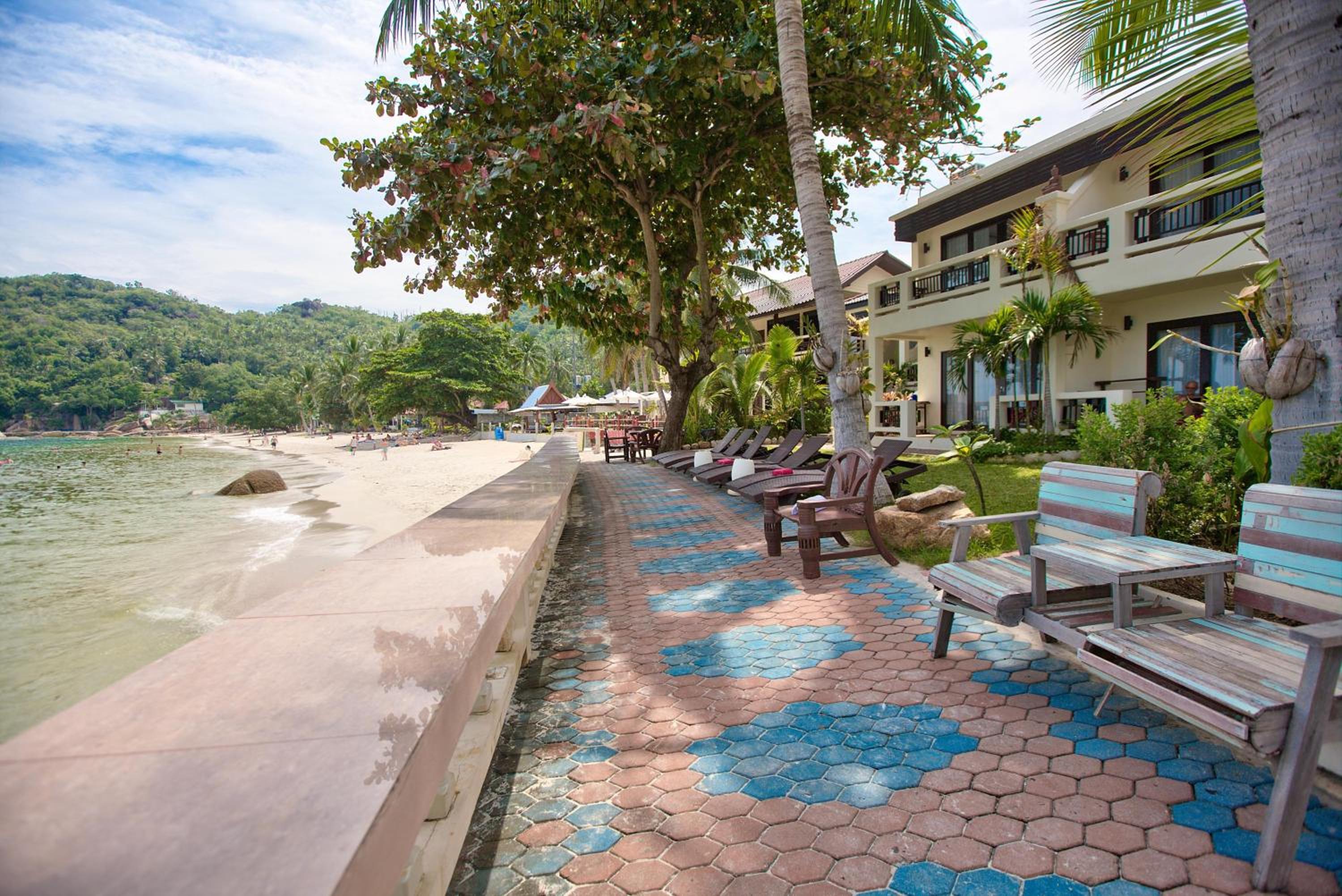 Crystal Bay Beach Resort 15