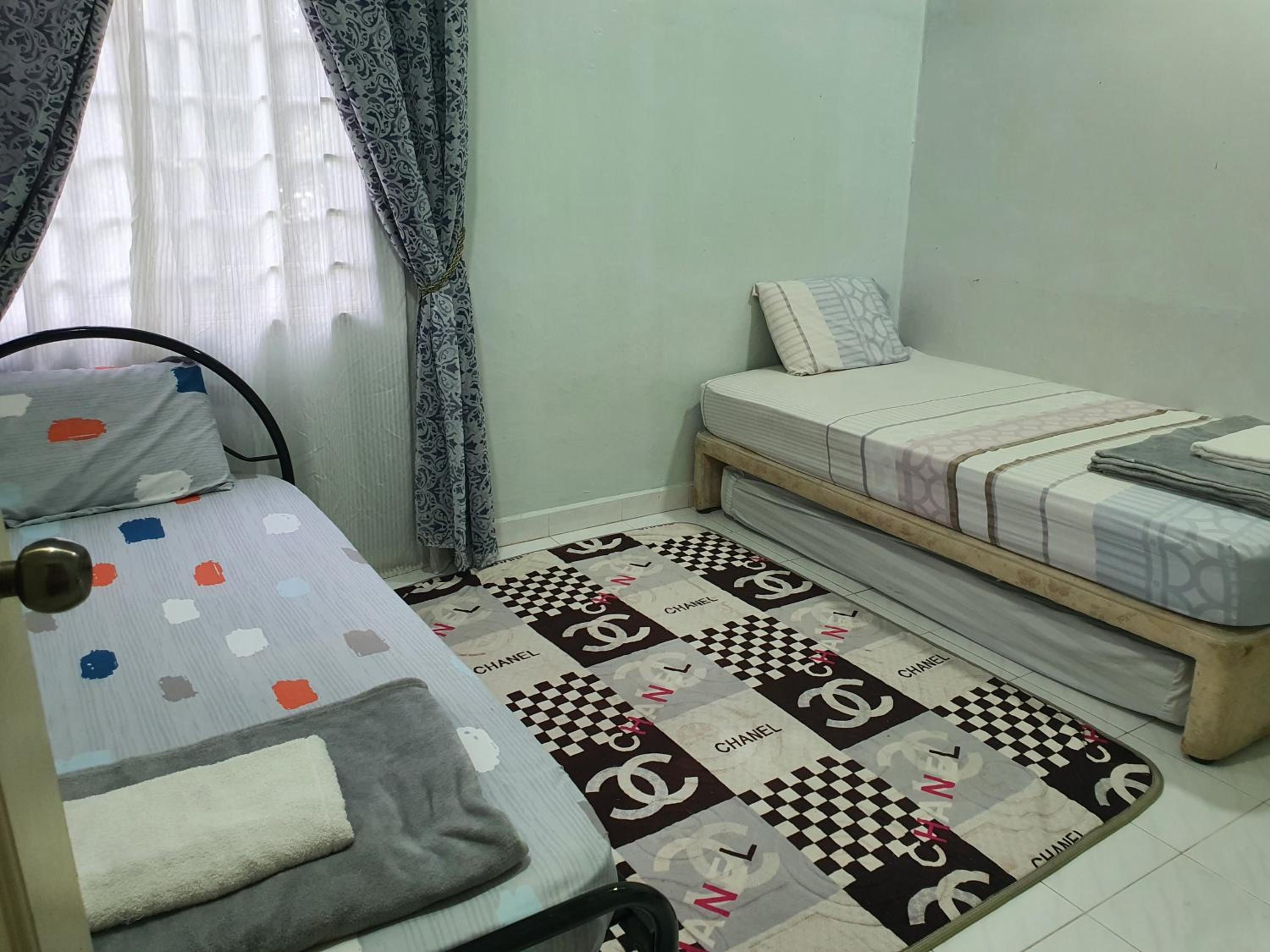 D'Salbiah Homestay photo 5