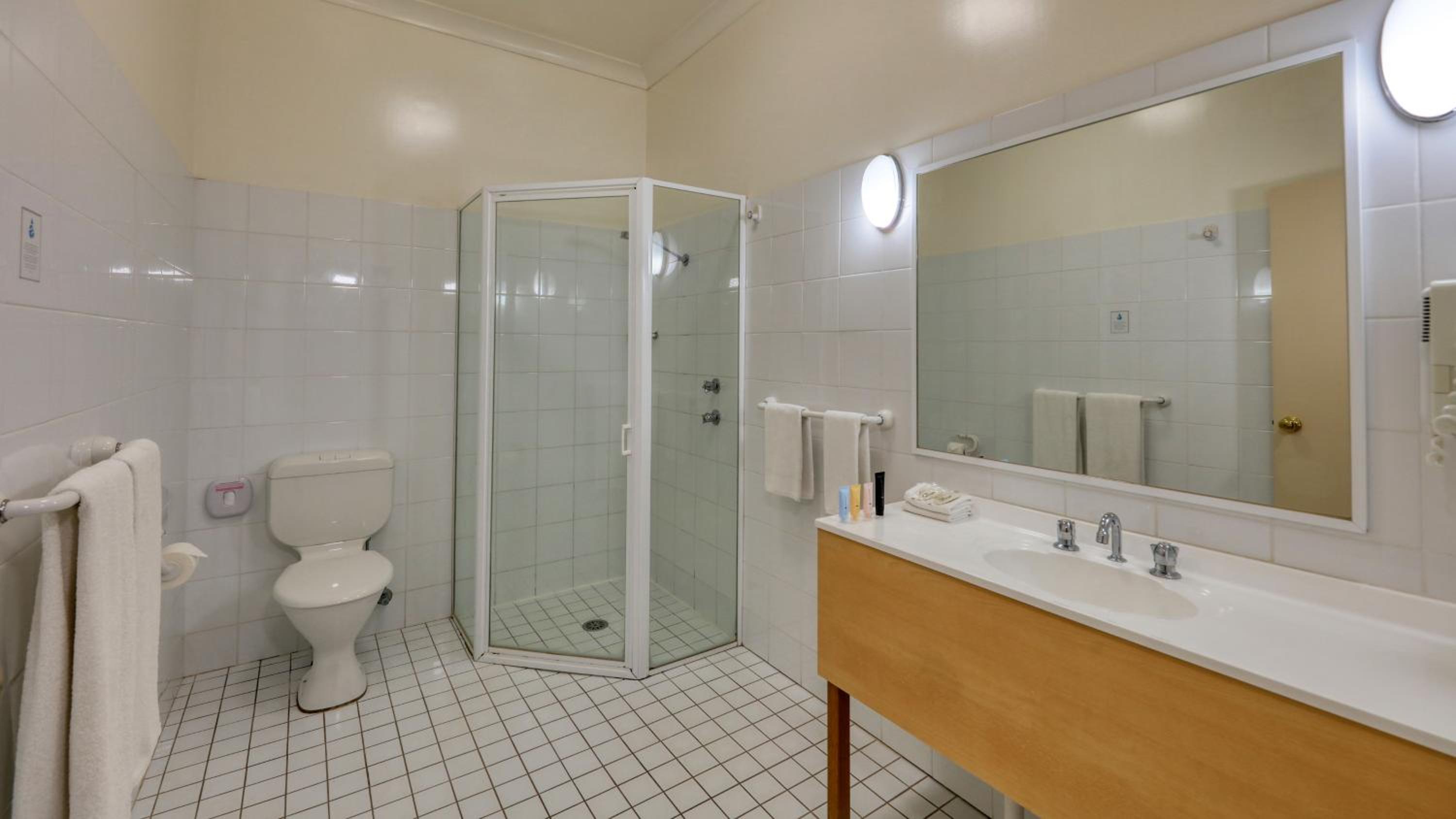 Country Gardens Motor Inn