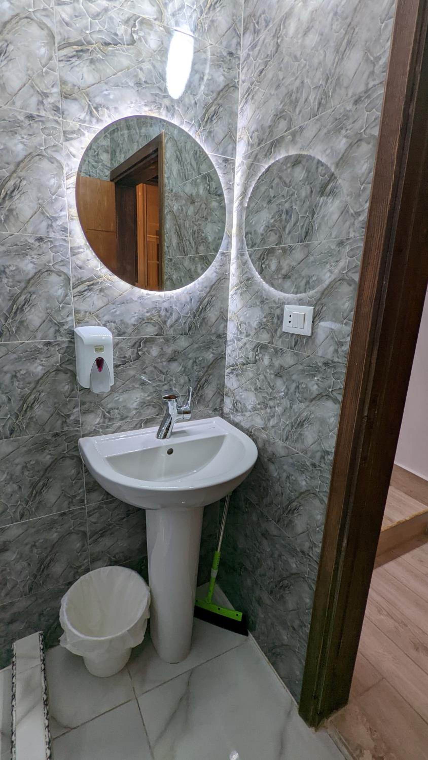 Champollion Hostel